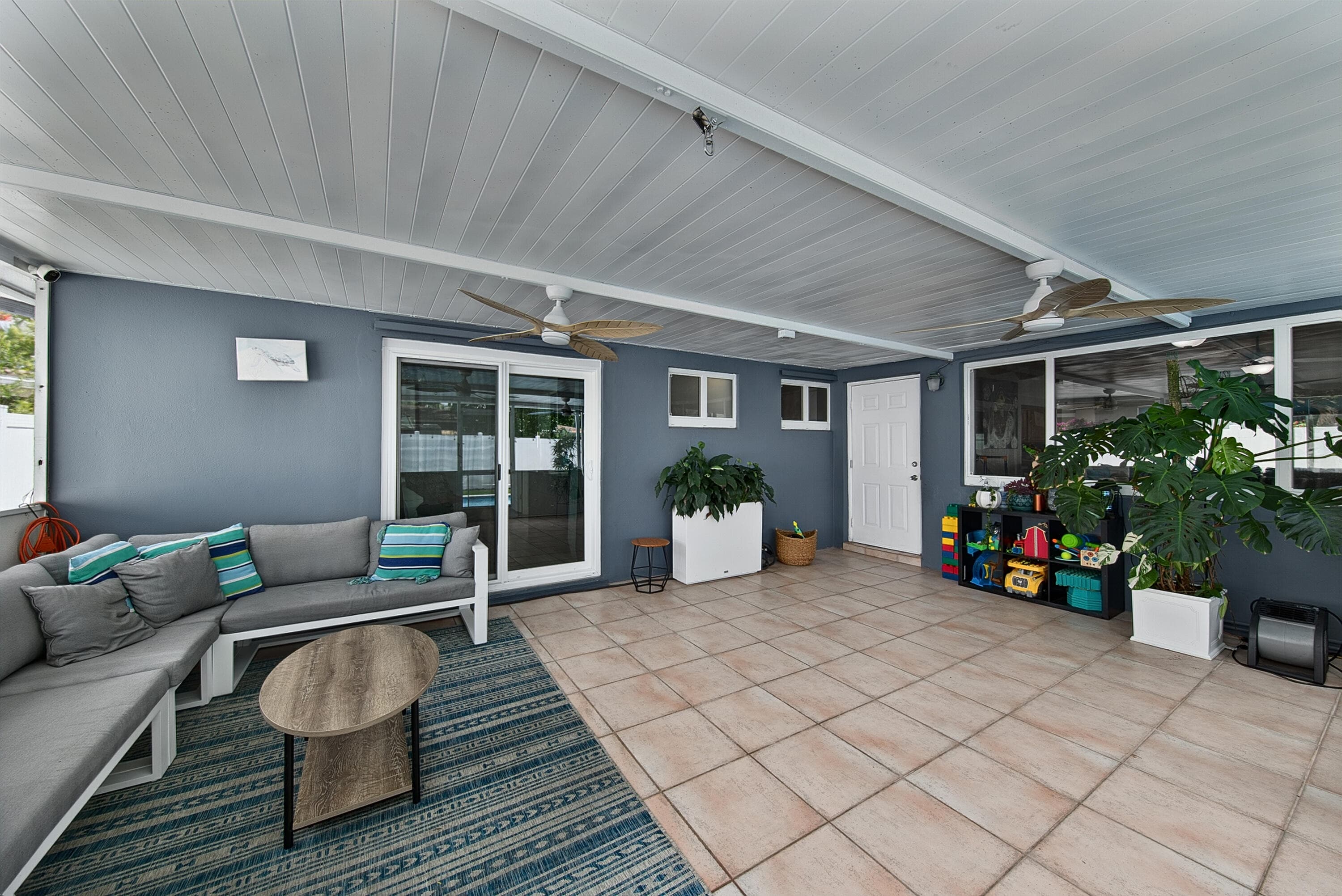 729 NW 29th Court, Wilton Manors, FL 33311 — photo 41 of 44