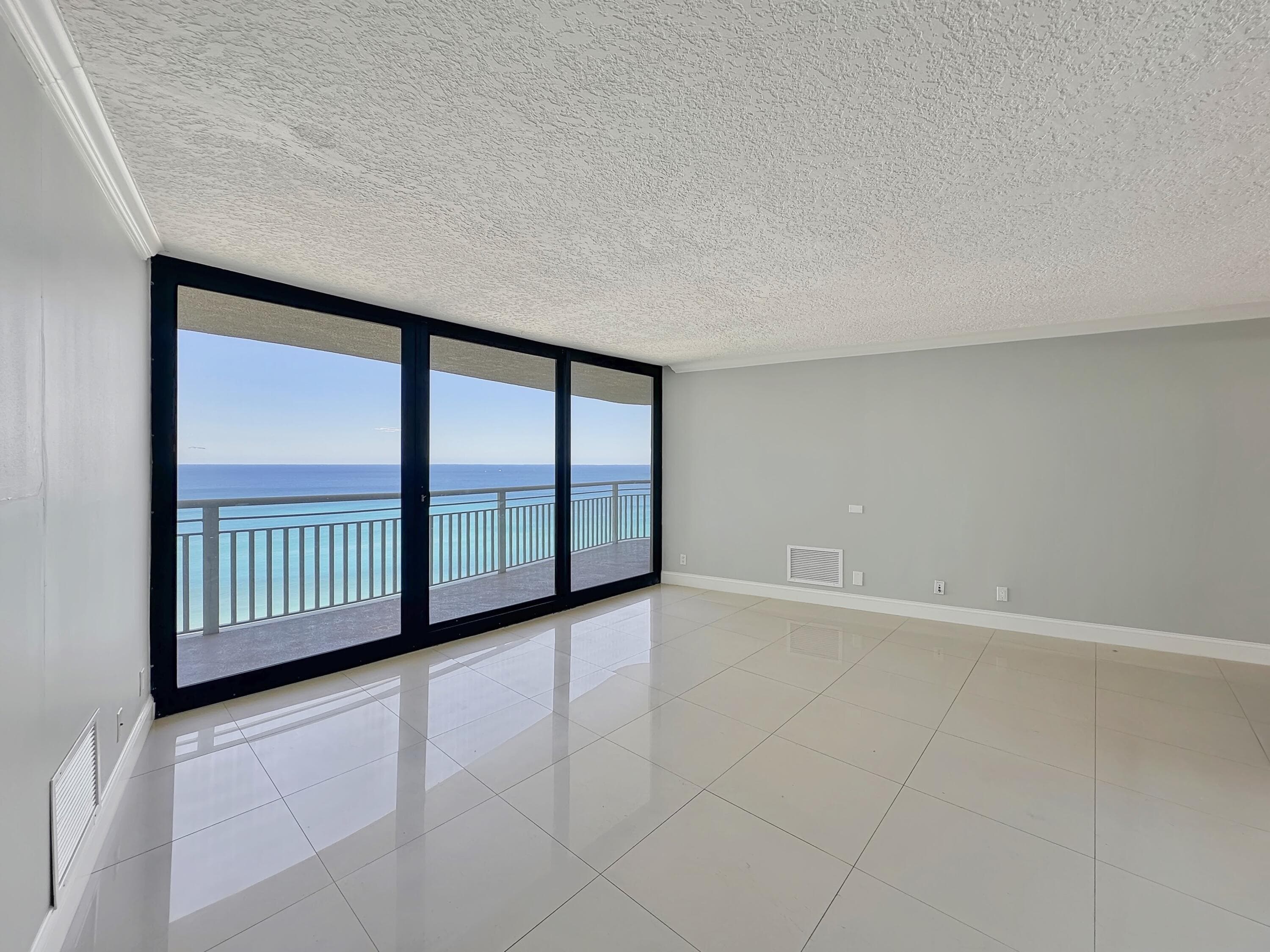 3000 N Ocean Drive 23 E, Singer Island, FL 33404 — photo 2 of 56