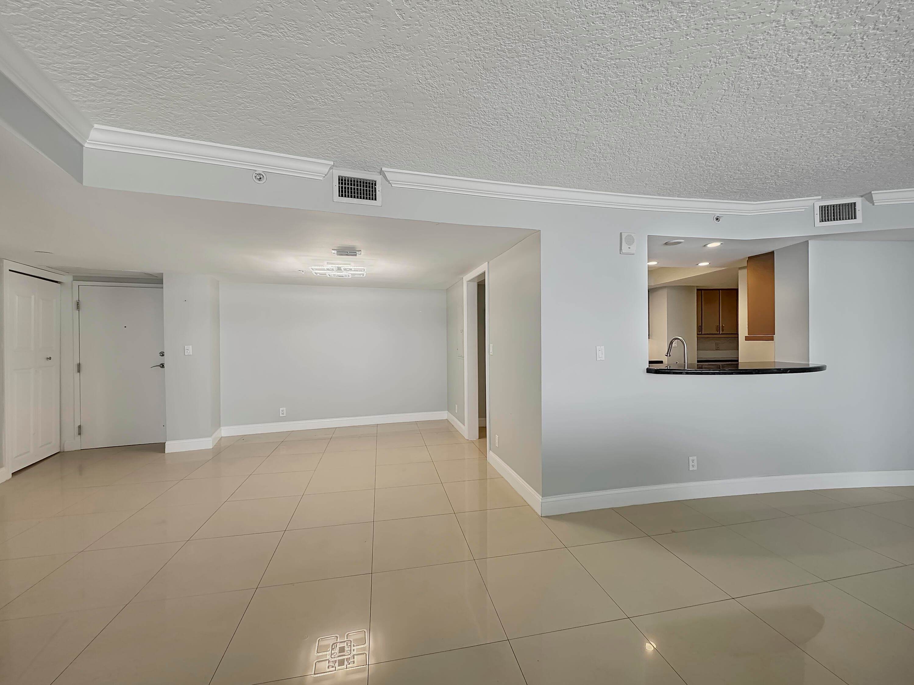 3000 N Ocean Drive 23 E, Singer Island, FL 33404 — photo 9 of 56