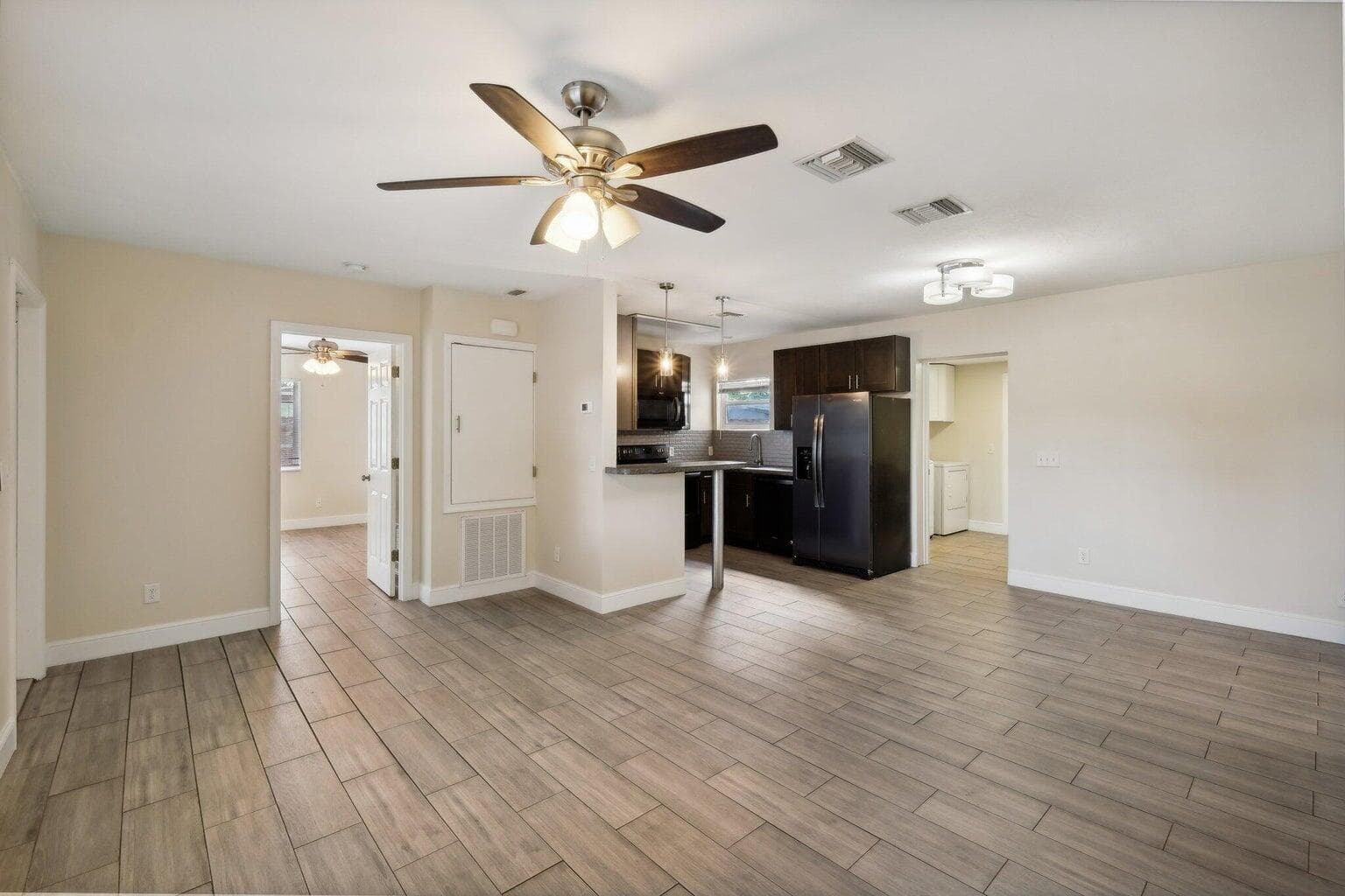 1455 15th Avenue, Vero Beach, FL 32960 — photo 6 of 29