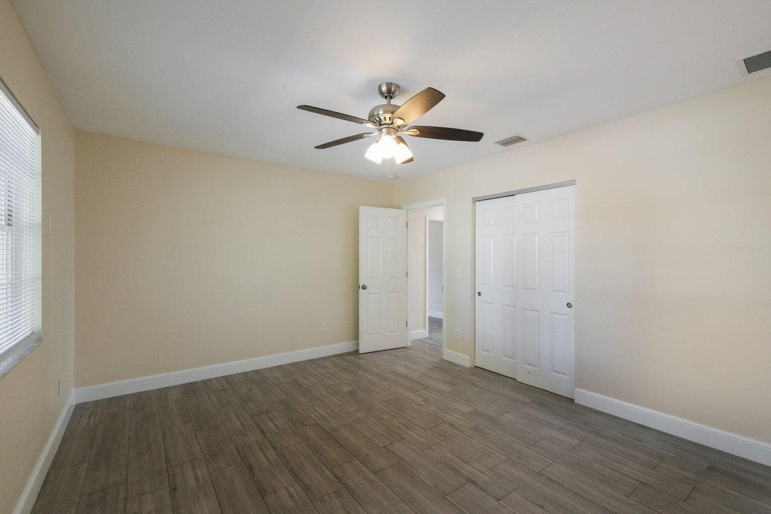 1455 15th Avenue, Vero Beach, FL 32960 — photo 16 of 29