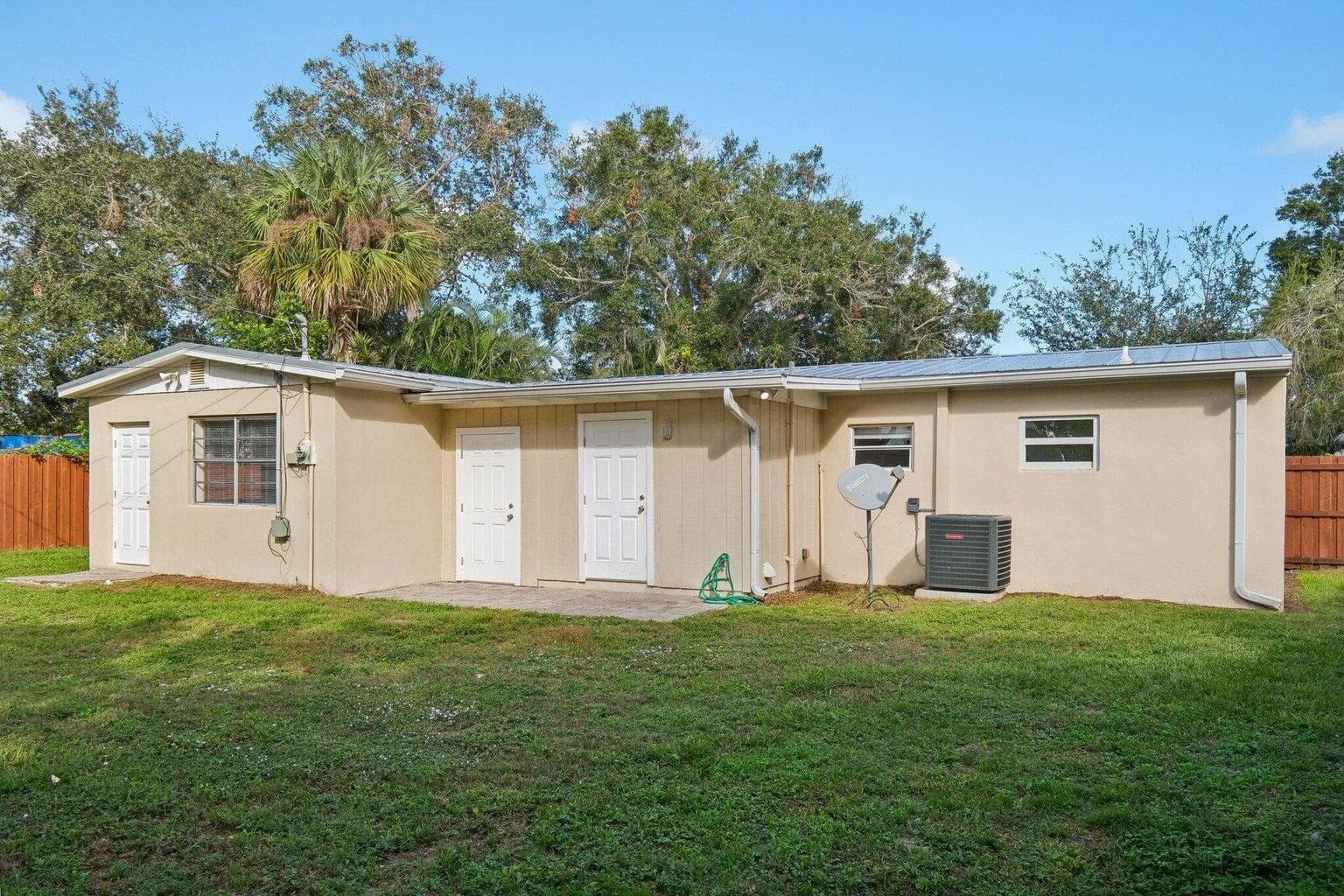 1455 15th Avenue, Vero Beach, FL 32960 — photo 21 of 29