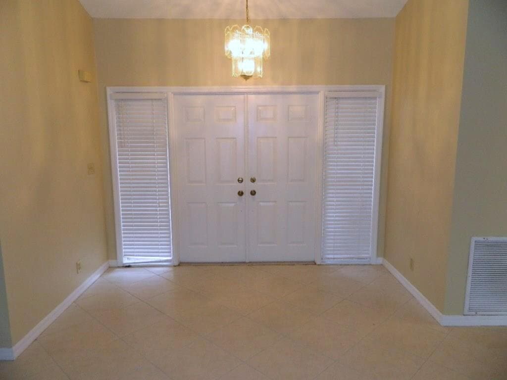 4002 NW 73rd Avenue, Coral Springs, FL 33065 — photo 6 of 13