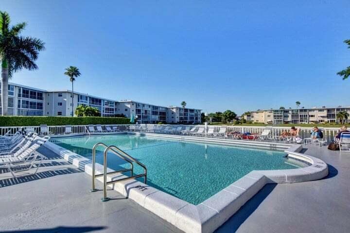 2855 S Garden Dr Drive S 203, Palm Springs, FL 33461 — photo 5 of 17