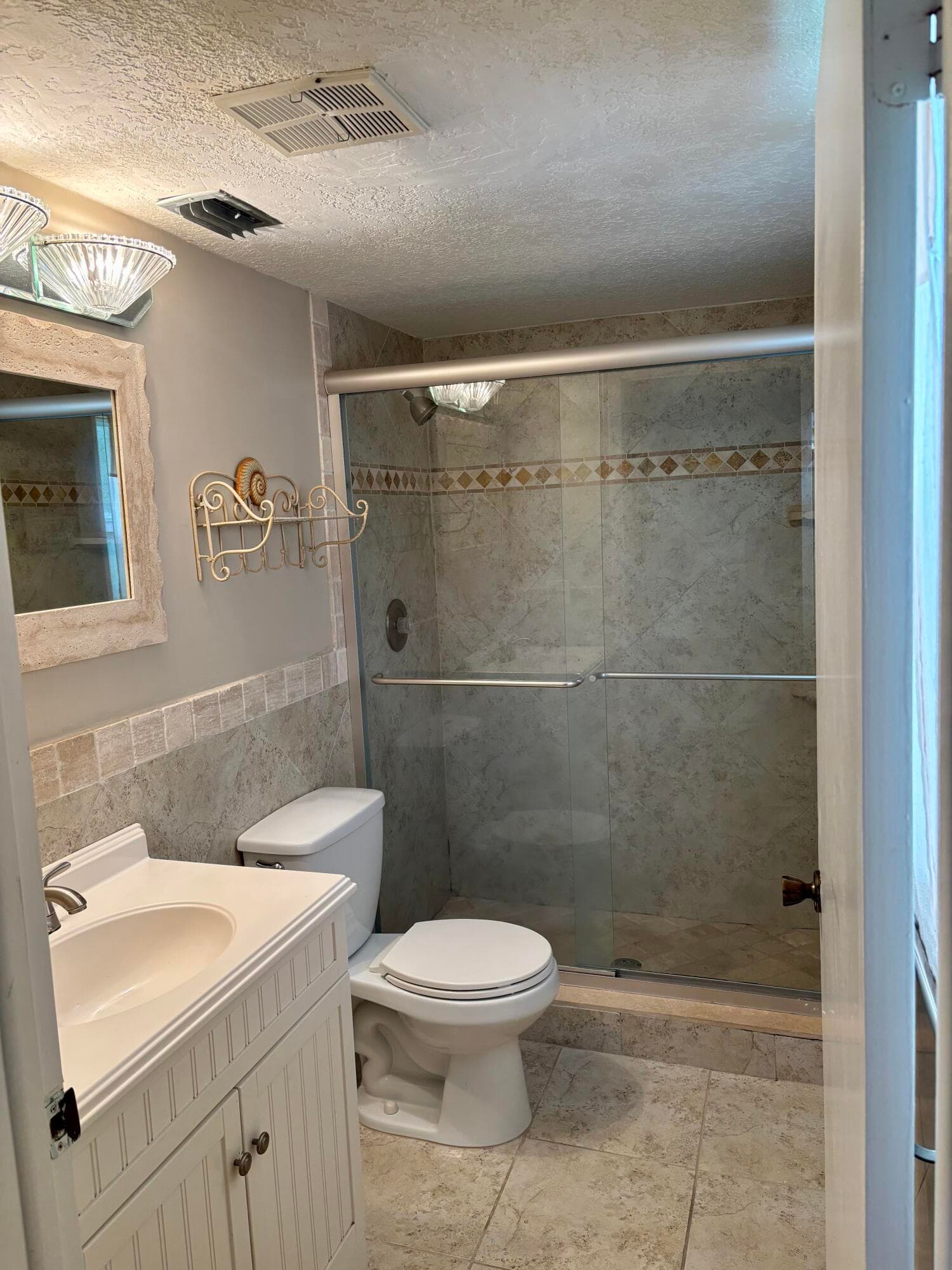 4040 Crystal Lake Drive 101, Pompano Beach, FL 33064 — photo 9 of 21