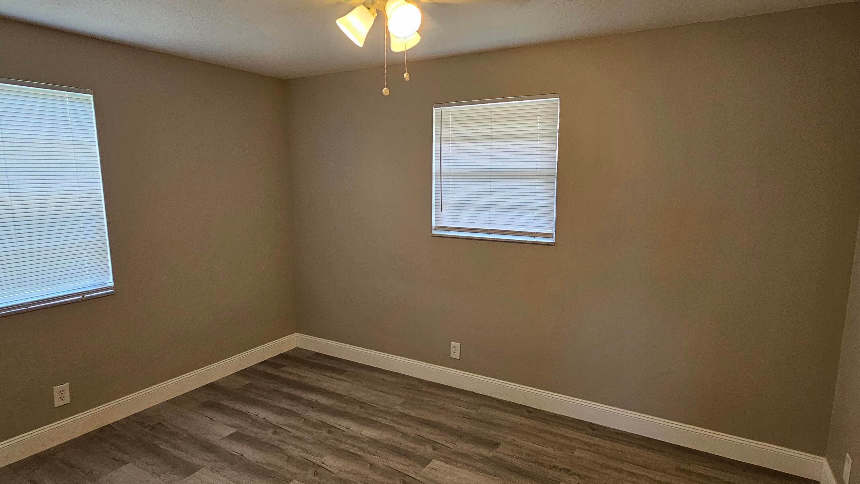 1501 W 17th Street, Riviera Beach, FL 33404 — photo 15 of 17