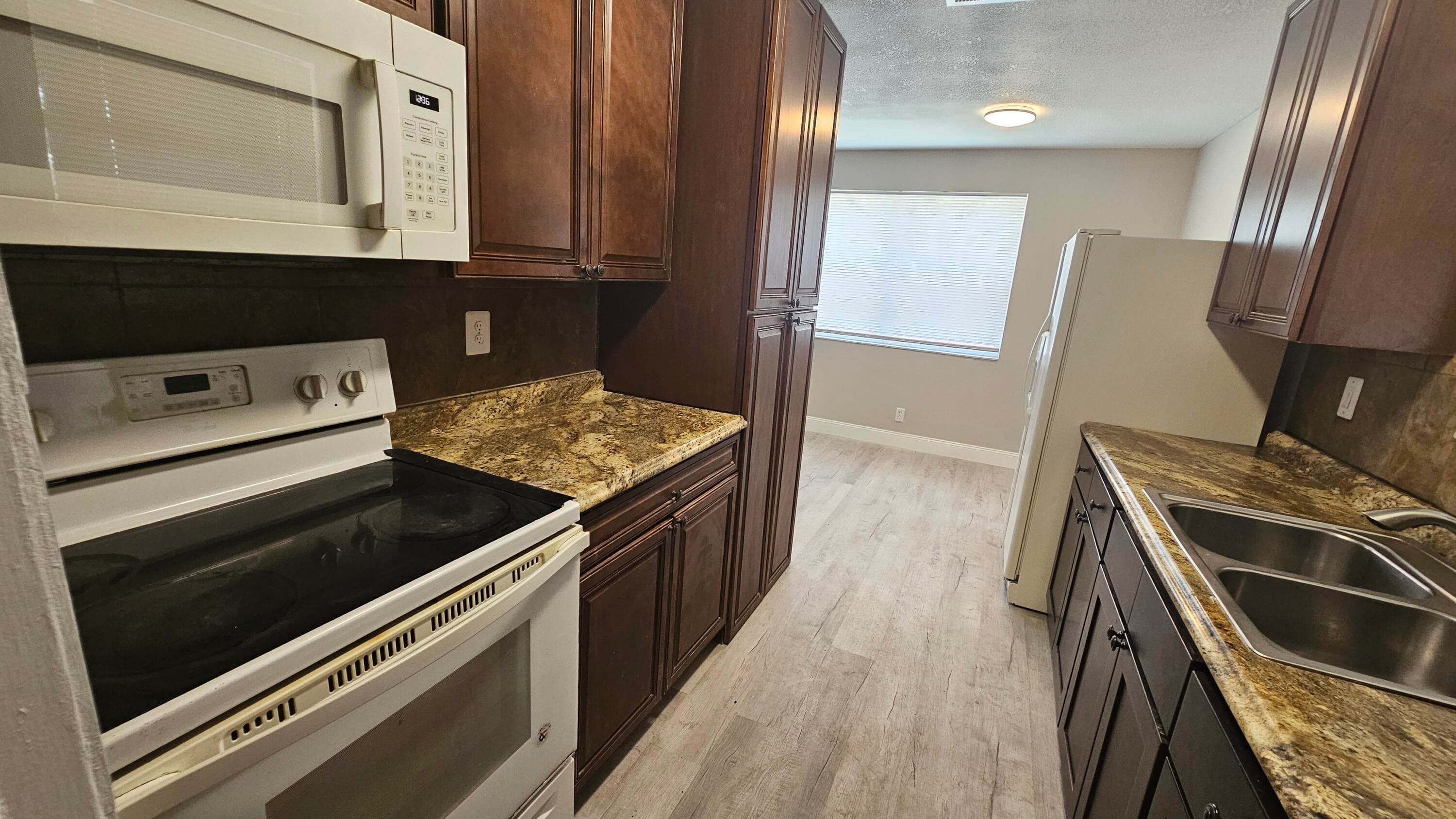 1501 W 17th Street, Riviera Beach, FL 33404 — photo 4 of 17