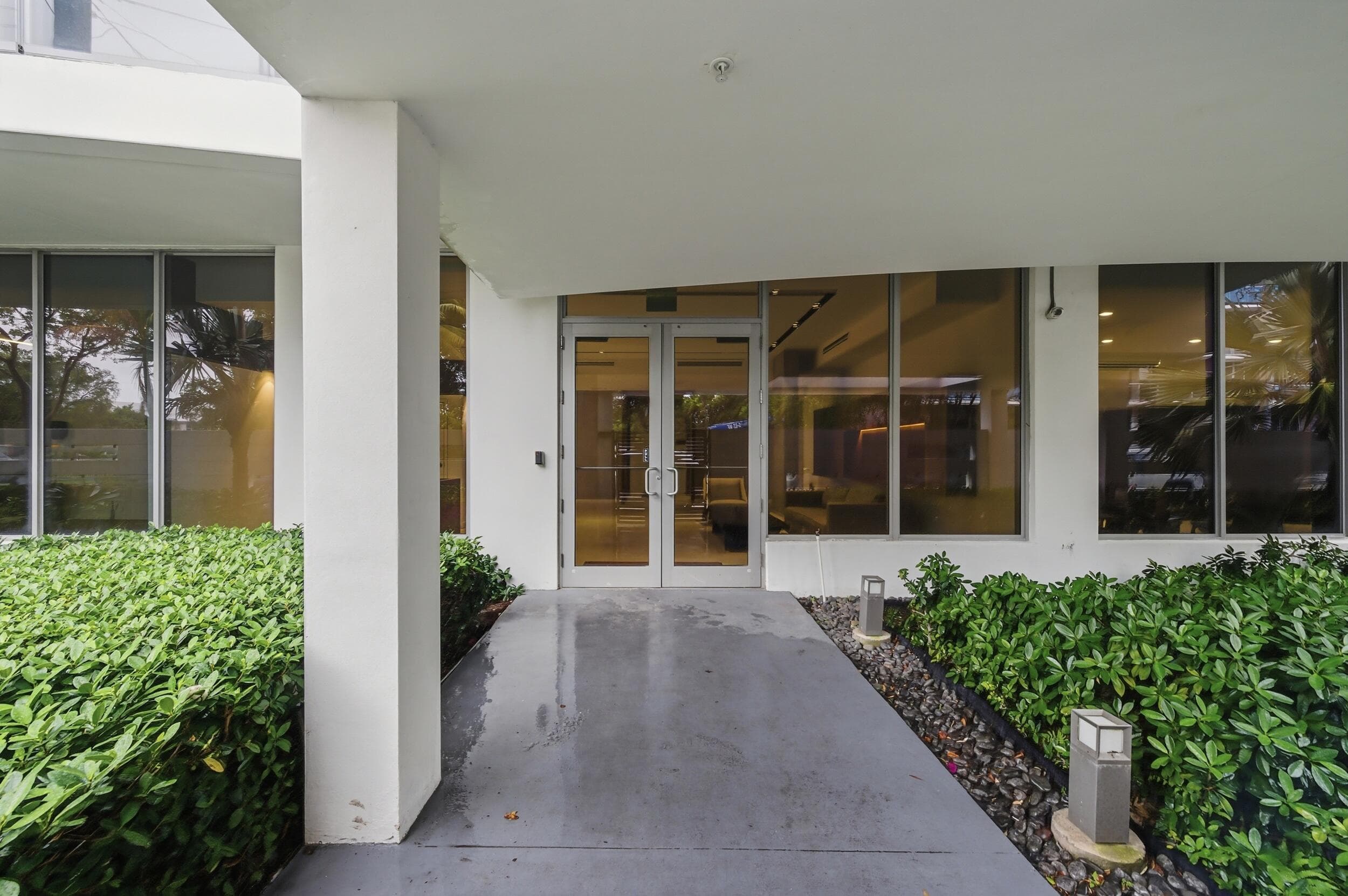13800 Highland Drive 610, North Miami Beach, FL 33181 — photo 12 of 14