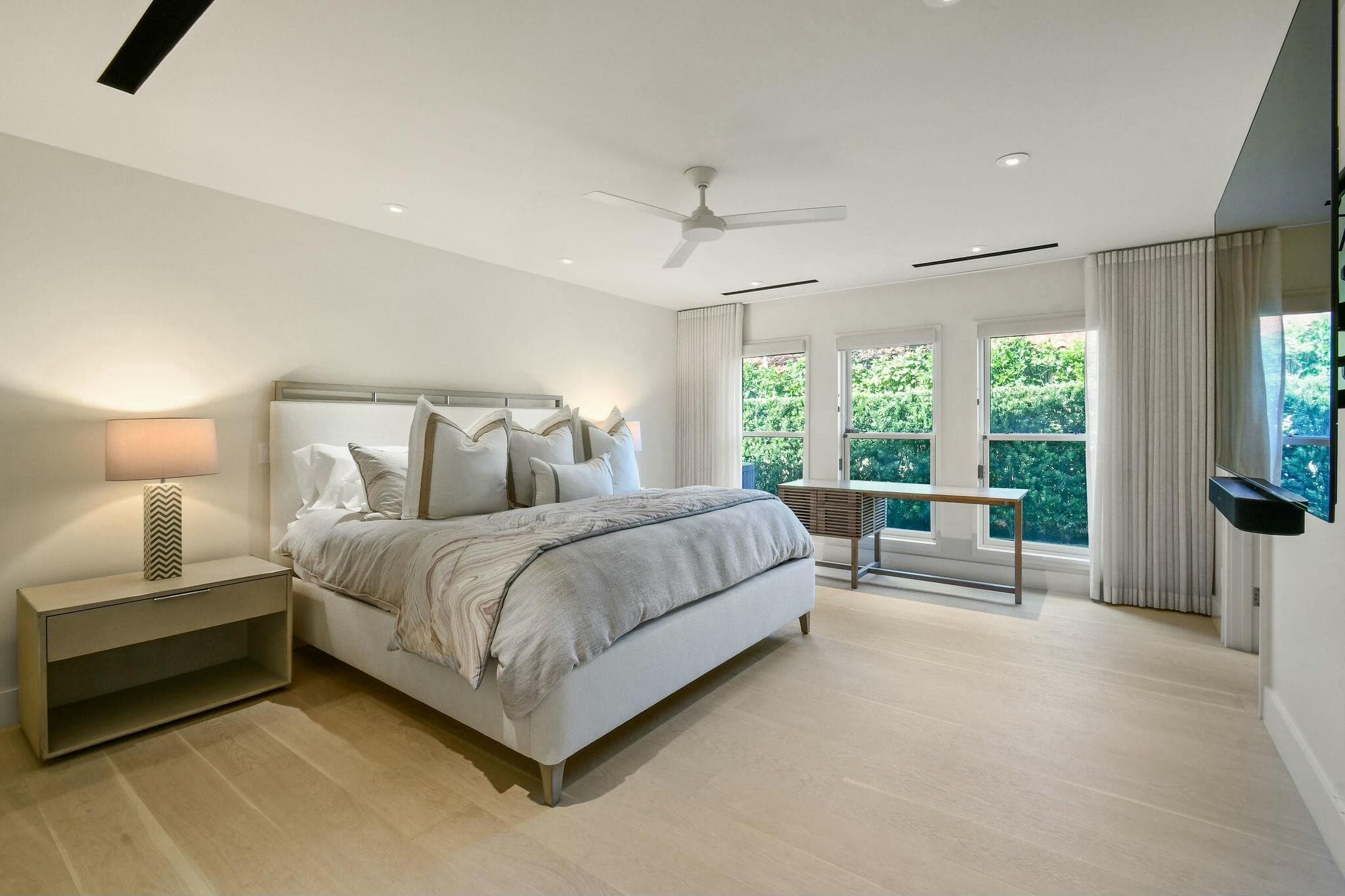 170 Beacon Lane, Jupiter Inlet Colony, FL 33469 — photo 11 of 46