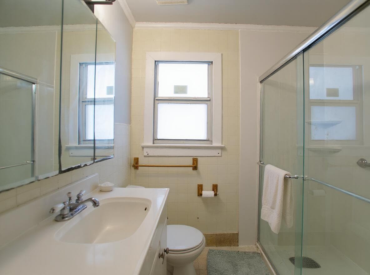 915 N E Street, Lake Worth Beach, FL 33460 — photo 9 of 20