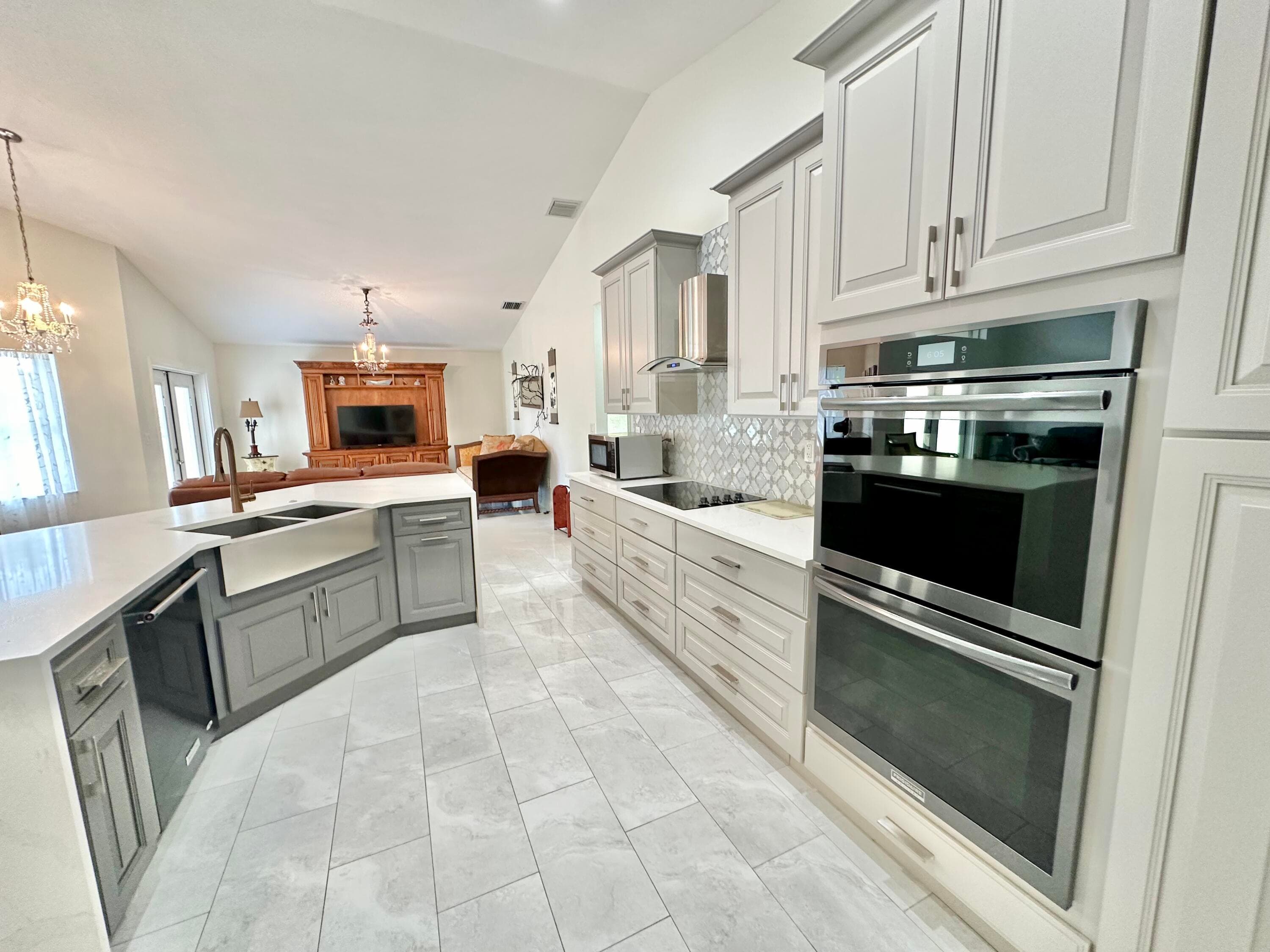 10591 Paso Fino Drive, Wellington, FL 33449 — photo 3 of 13