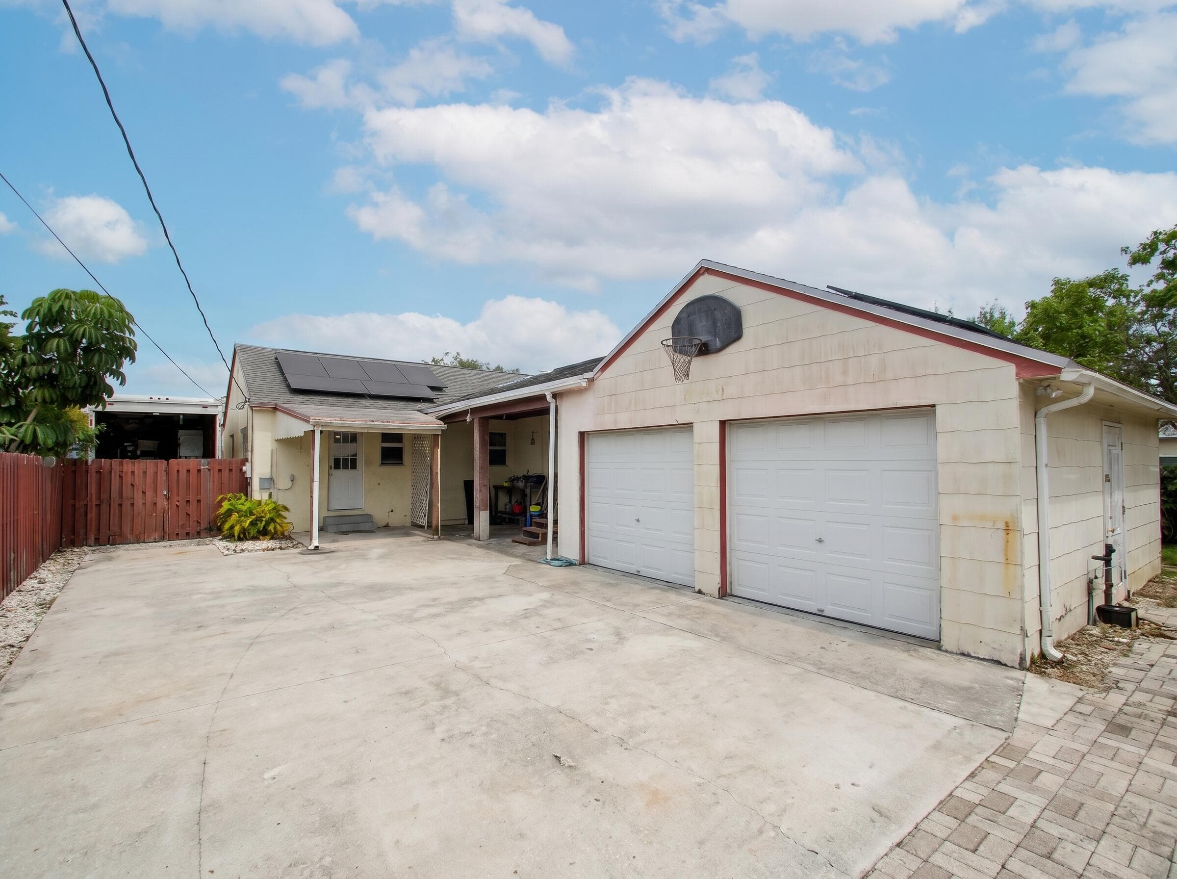 915 N E Street, Lake Worth Beach, FL 33460 — photo 13 of 20