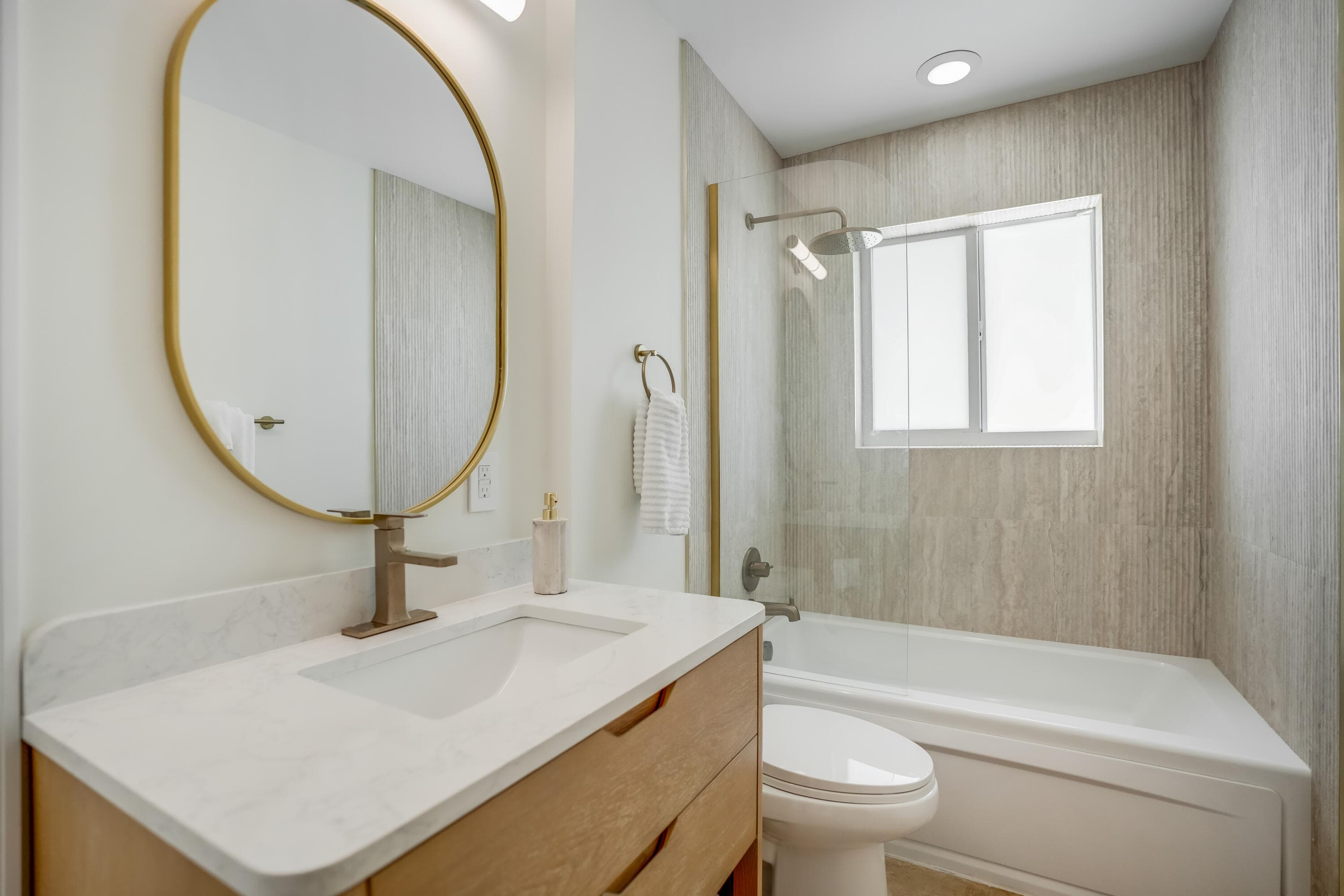 2400 N Riverside Drive, Pompano Beach, FL 33062 — photo 33 of 41