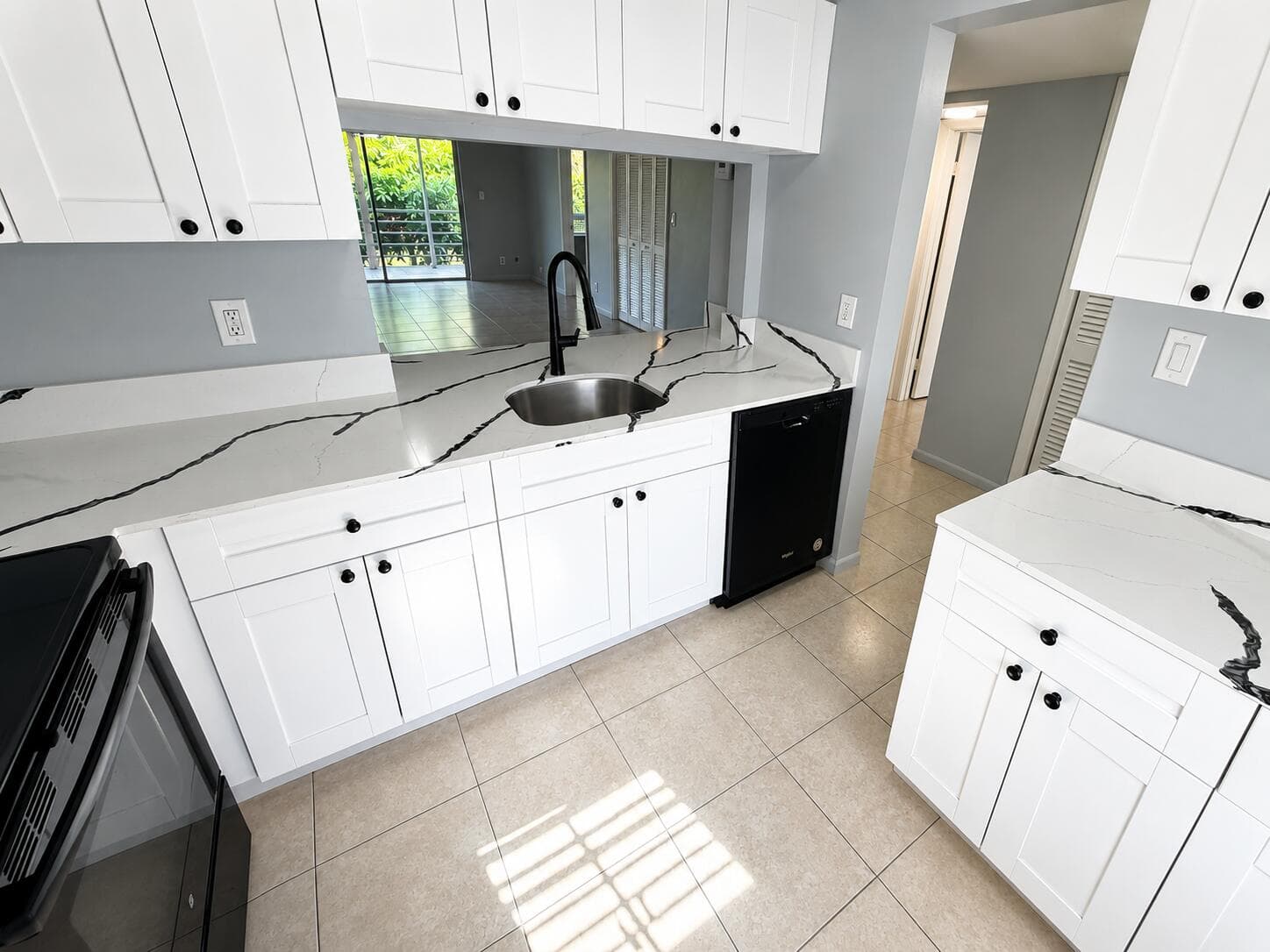 4321 NW 9th Avenue 204, Deerfield Beach, FL 33064 — photo 2 of 10