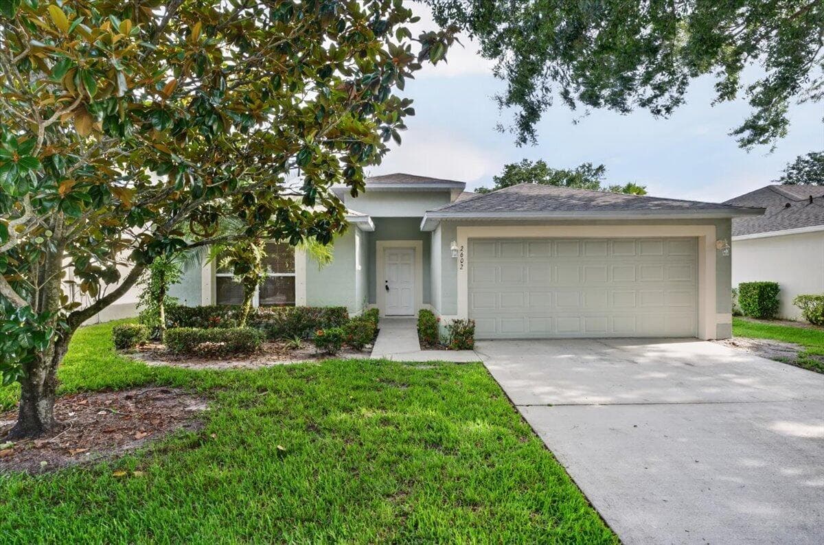 2602 SW 12th Sq Square SW, Vero Beach, FL 32968 — photo