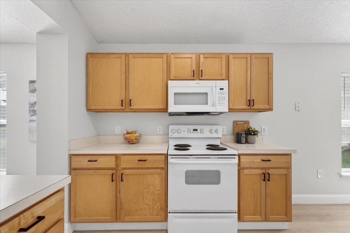 2602 SW 12th Sq Square SW, Vero Beach, FL 32968 — photo 16 of 38