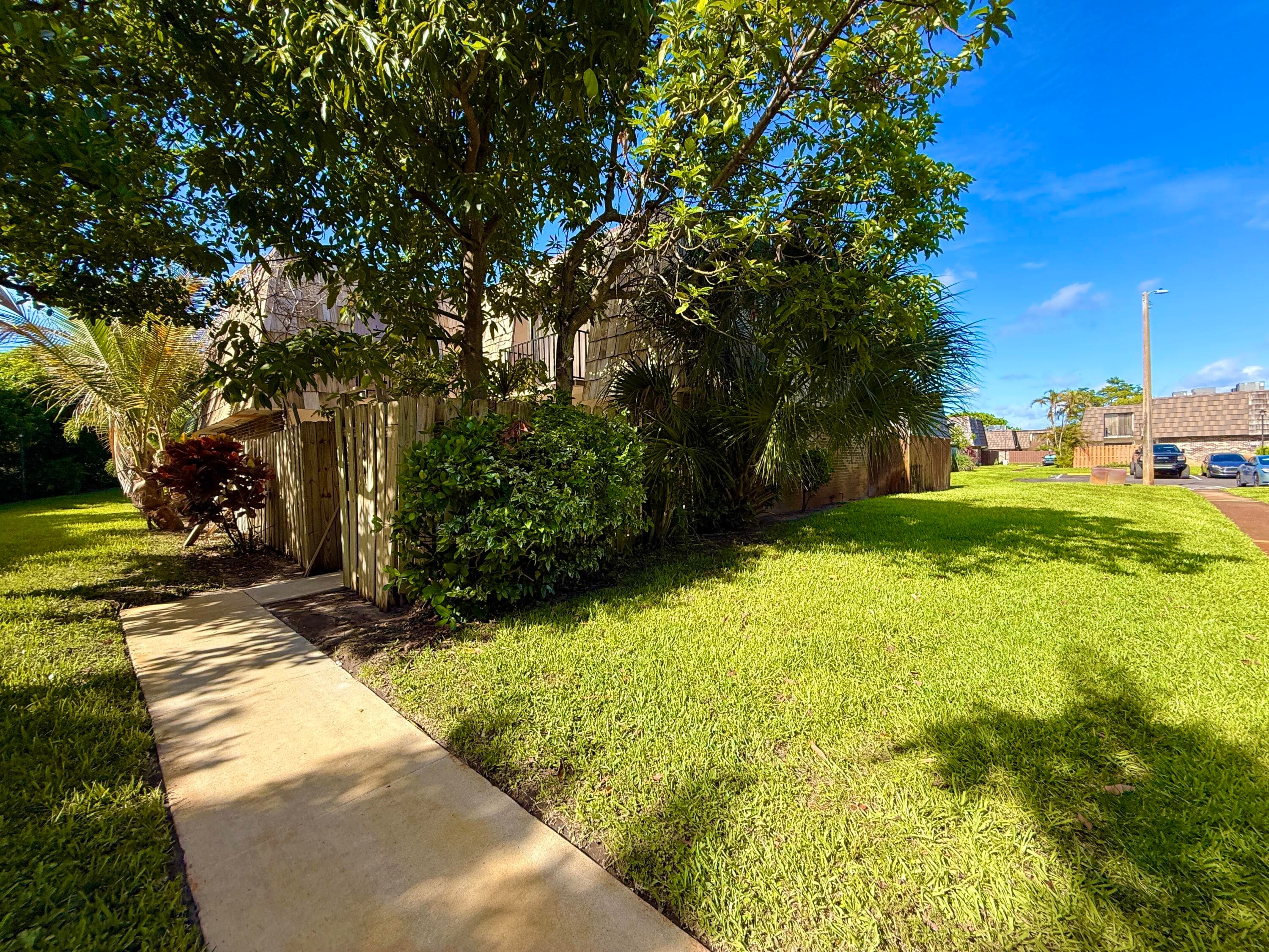 1684 Forest Lakes Circle A, West Palm Beach, FL 33406 — photo 13 of 124