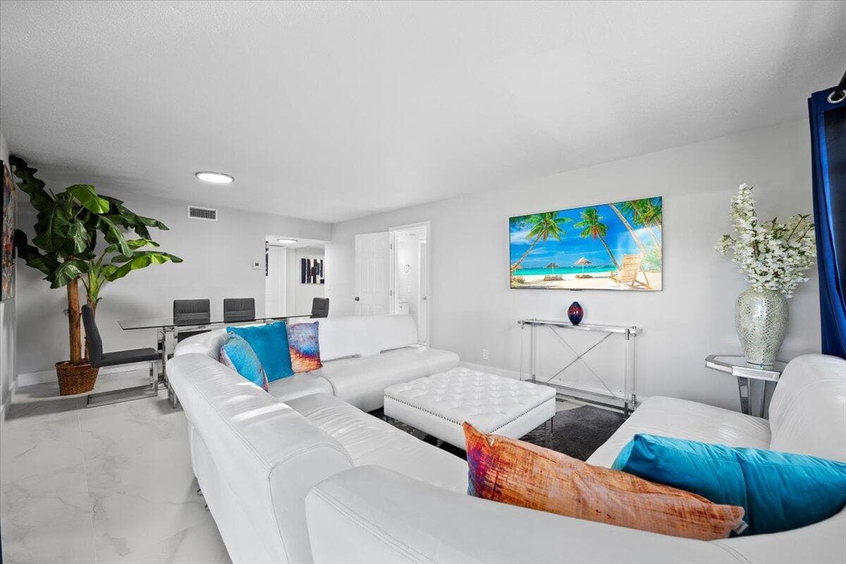 5500 Tamberlane Circle Apt 105, Palm Beach Gardens, FL 33418 — photo 7 of 24