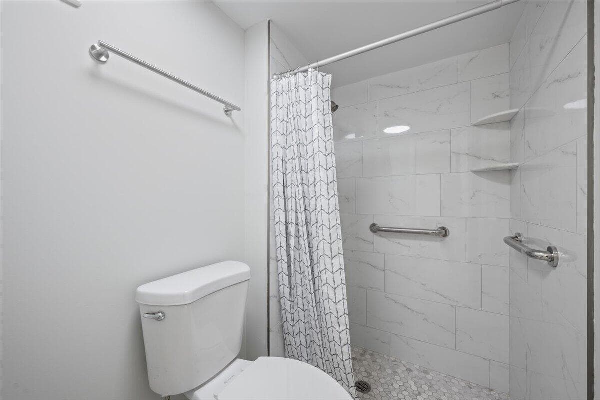 5500 Tamberlane Circle Apt 105, Palm Beach Gardens, FL 33418 — photo 12 of 24
