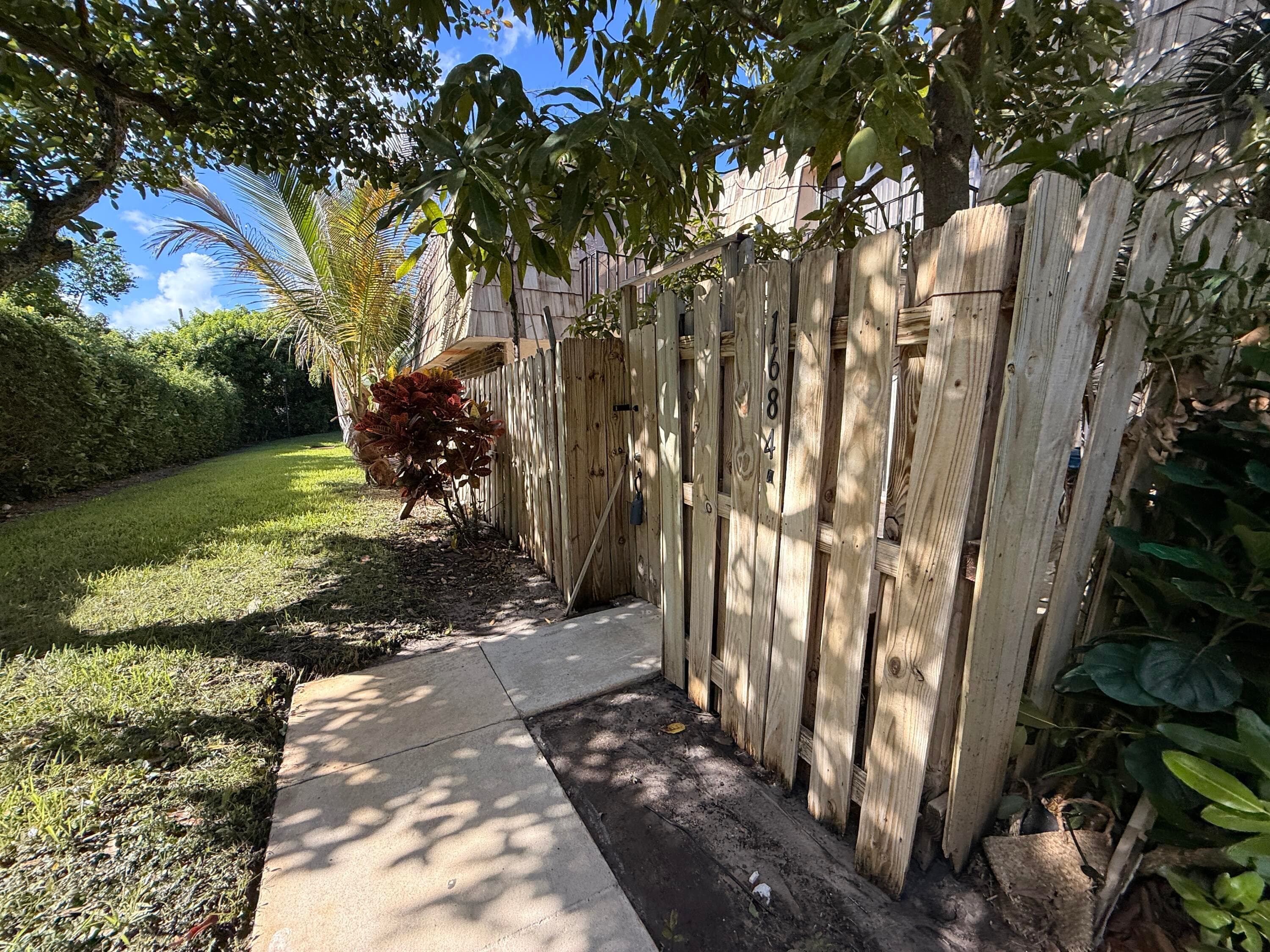 1684 Forest Lakes Circle A, West Palm Beach, FL 33406 — photo 122 of 124