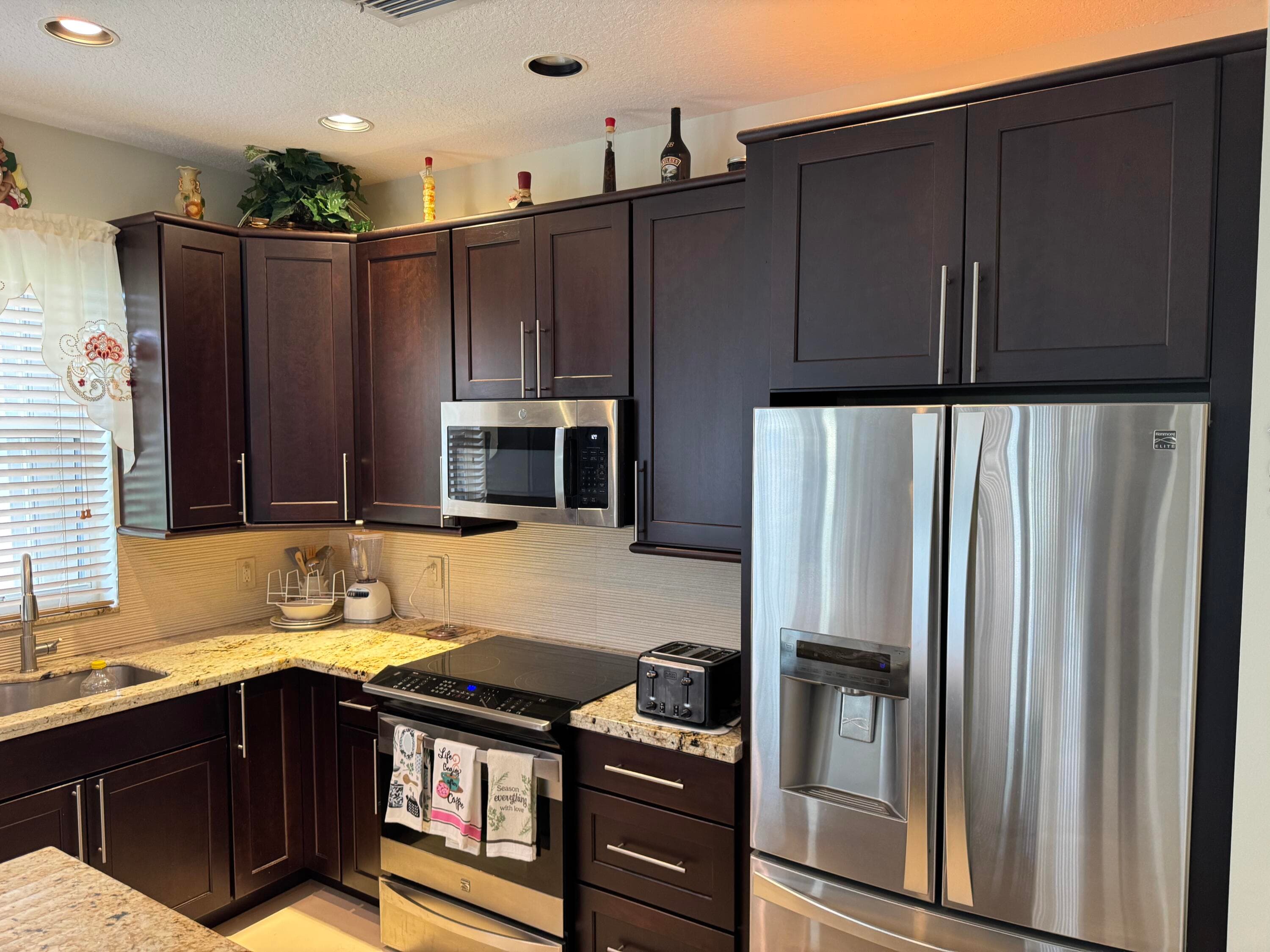 21196 Via Ventura 21196, Boca Raton, FL 33433 — photo 2 of 14