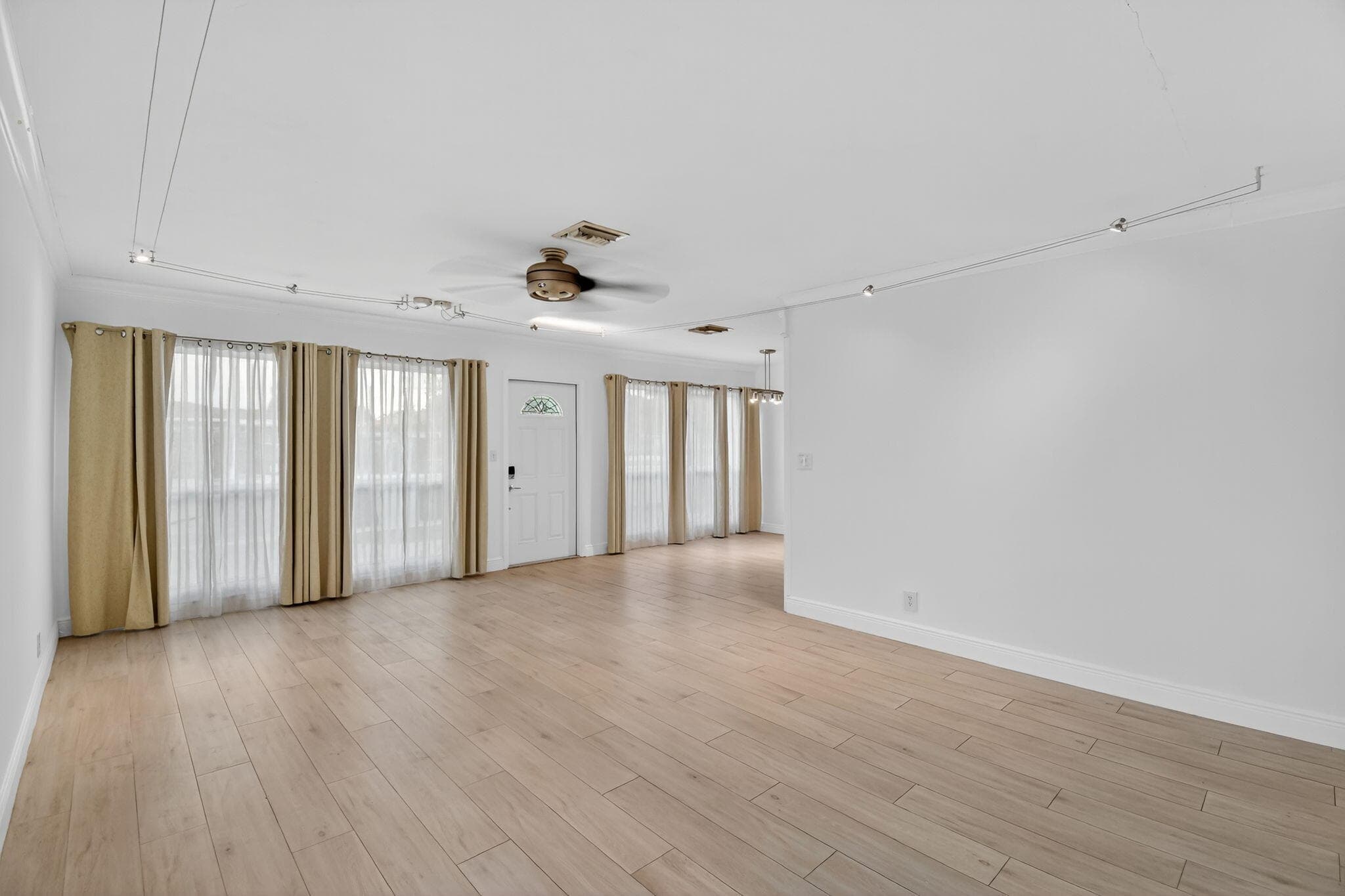 1606 NE 15th Avenue 1606, Fort Lauderdale, FL 33305 — photo 10 of 44