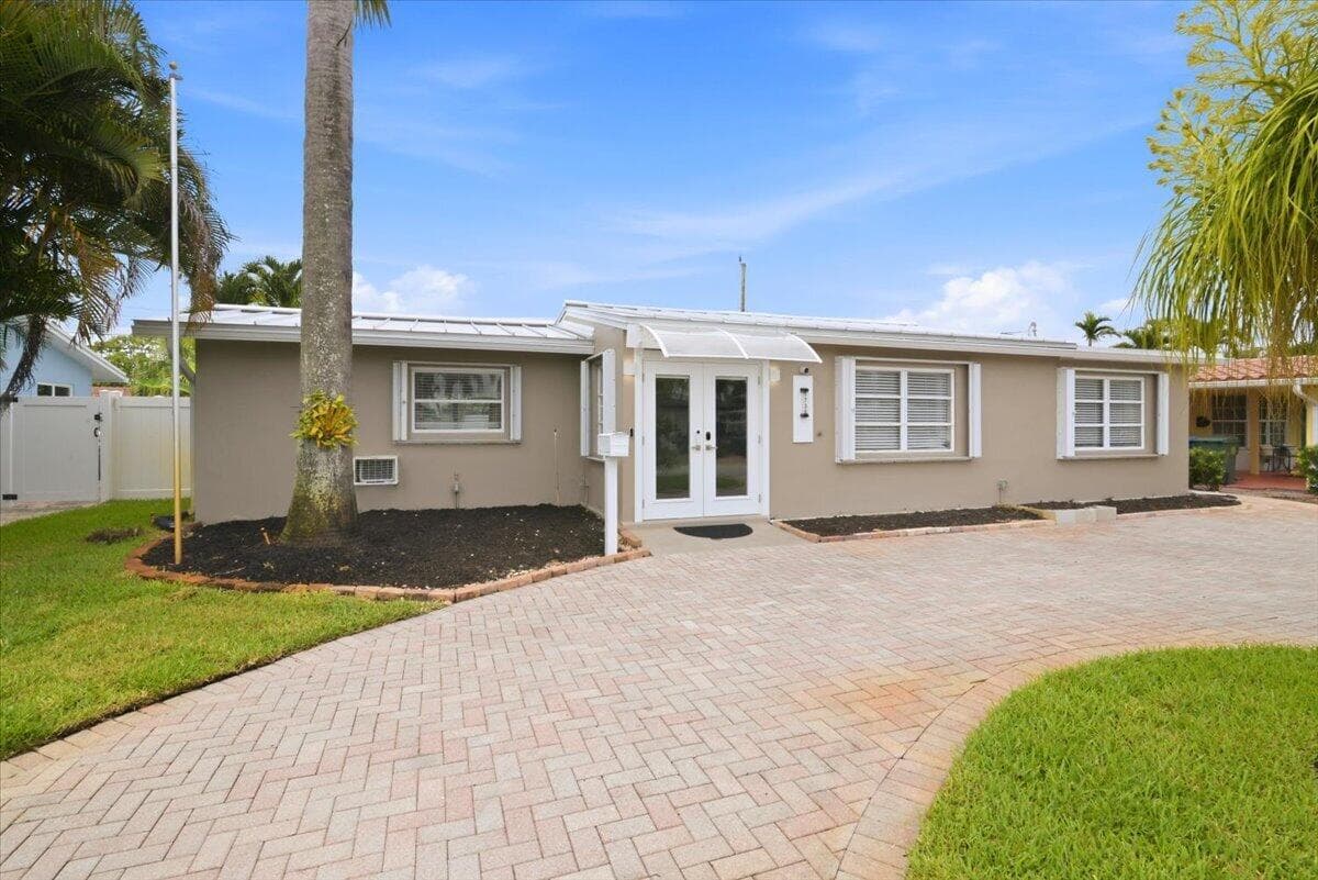 1730 NW 39th Street, Oakland Park, FL 33309 — photo 5 of 48