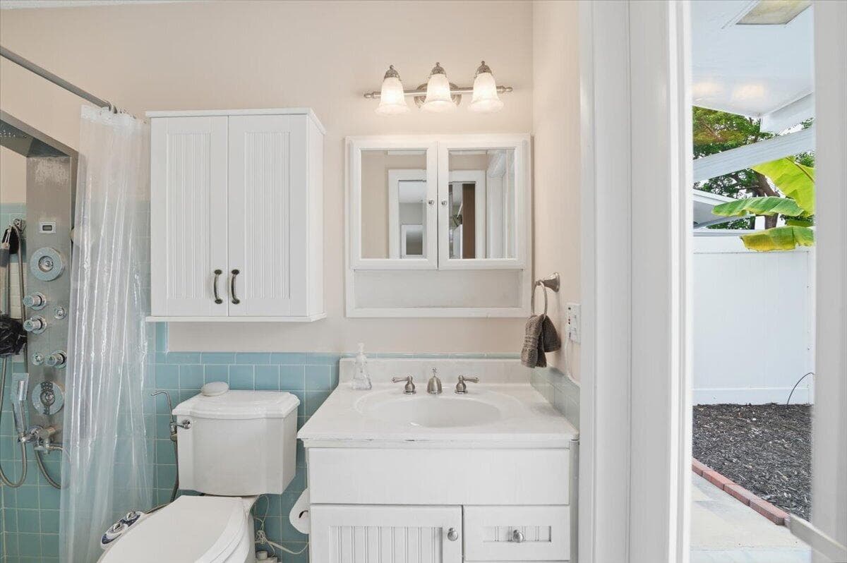 1730 NW 39th Street, Oakland Park, FL 33309 — photo 18 of 48