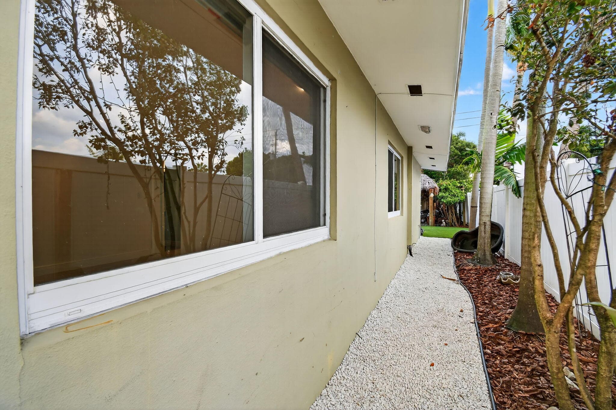 1606 NE 15th Avenue 1606, Fort Lauderdale, FL 33305 — photo 43 of 44