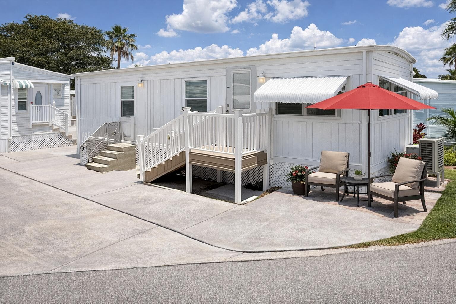206 Eagle Drive E, Briny Breezes, FL 33435 — photo