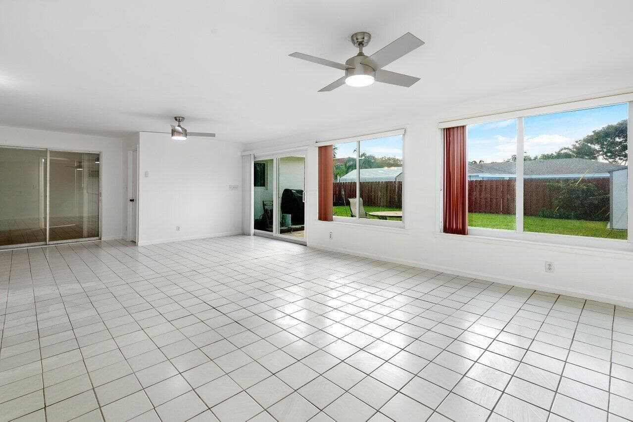 617 SE 8th Avenue, Deerfield Beach, FL 33441 — photo 13 of 28