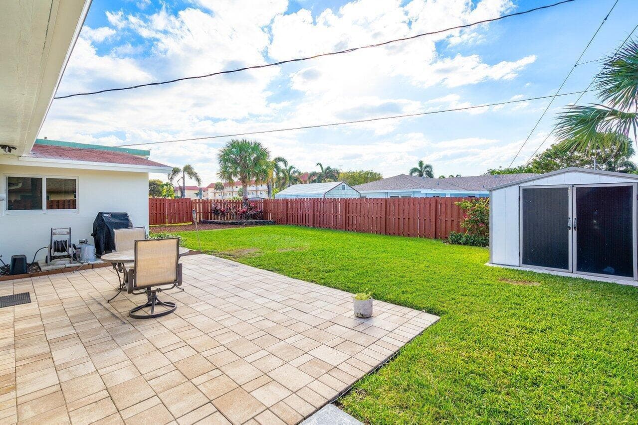617 SE 8th Avenue, Deerfield Beach, FL 33441 — photo 22 of 28