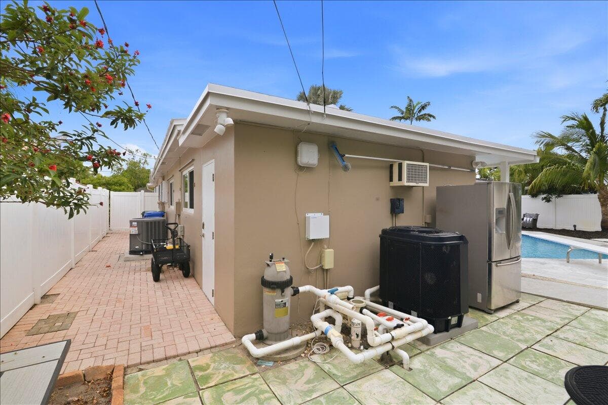 1730 NW 39th Street, Oakland Park, FL 33309 — photo 46 of 48