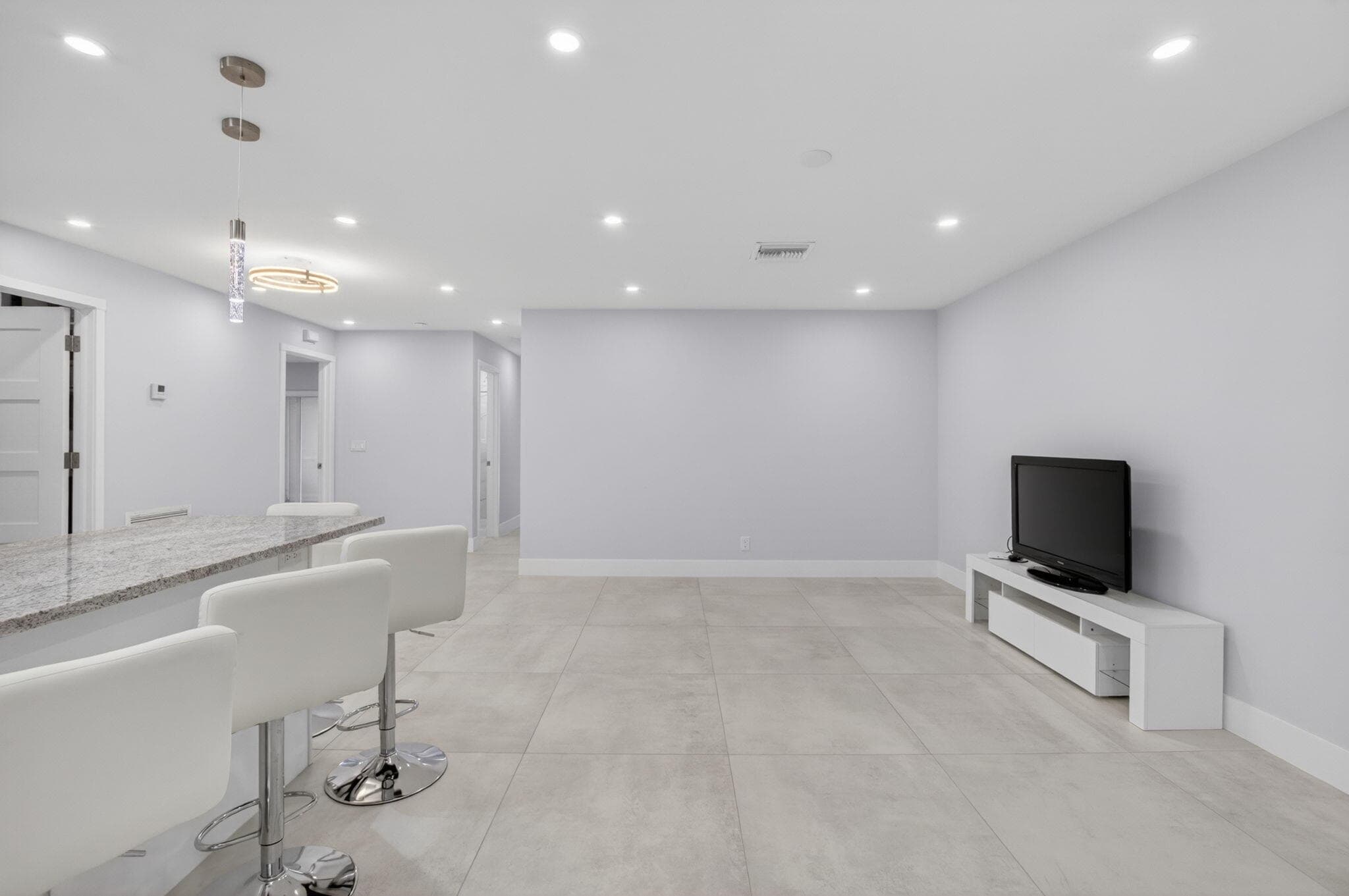 6049 Vía Diana, Delray Beach, FL 33484 — photo 7 of 47