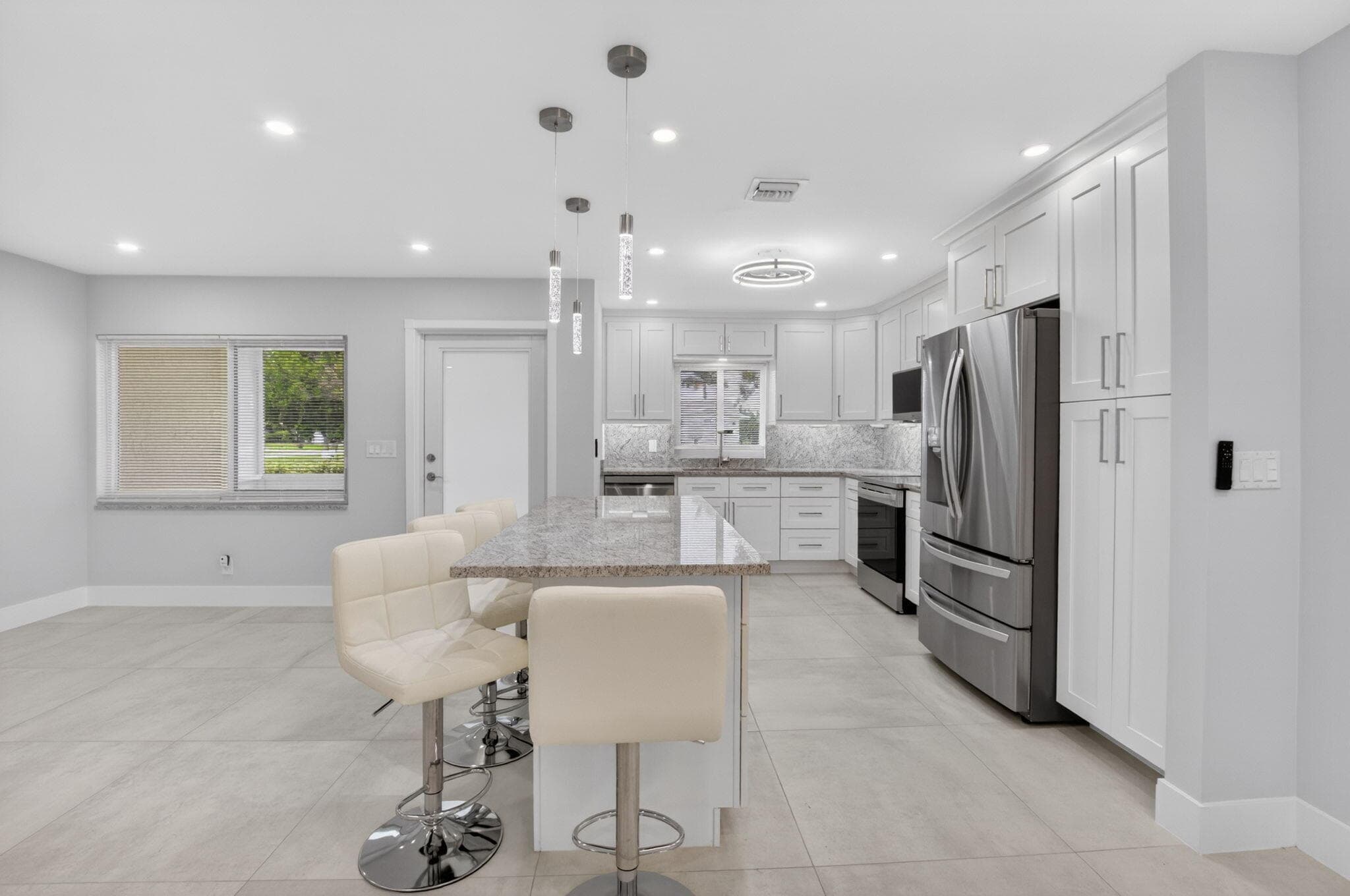 6049 Vía Diana, Delray Beach, FL 33484 — photo 5 of 47