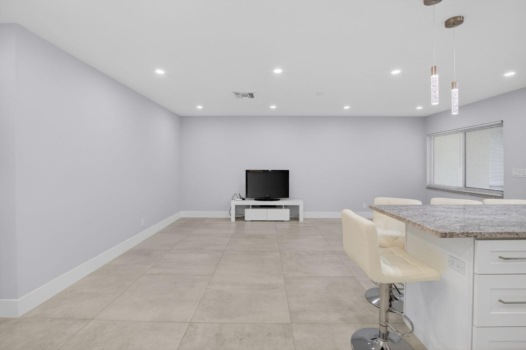 6049 Vía Diana, Delray Beach, FL 33484 — photo 14 of 47