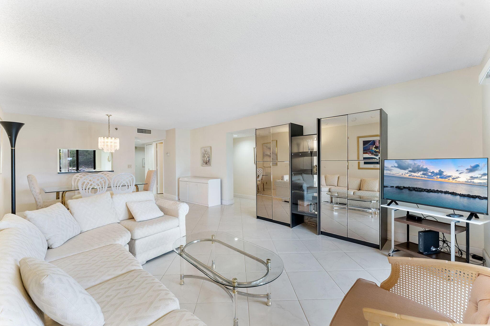 7260 Kinghurst Drive 205, Delray Beach, FL 33446 — photo 3 of 37