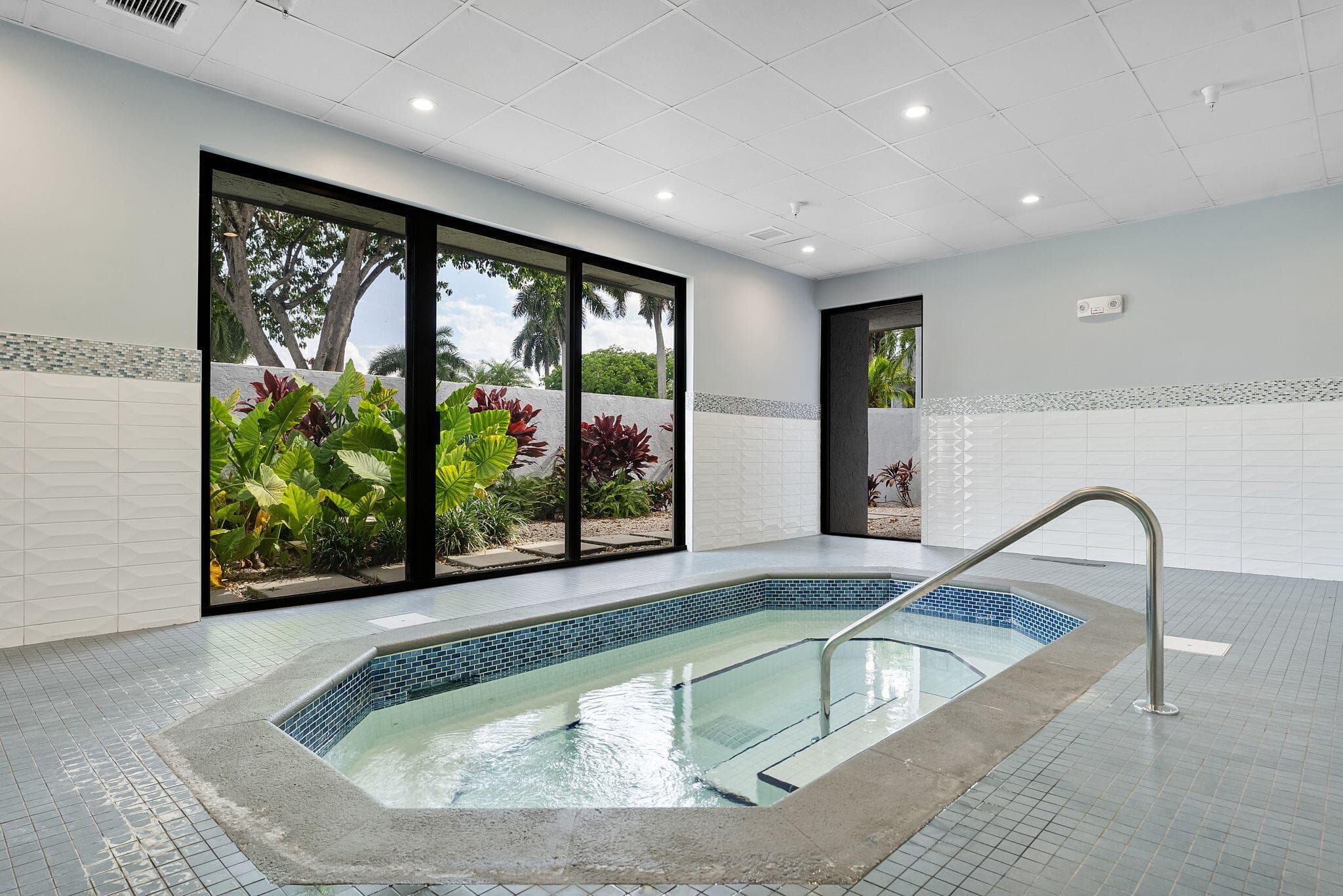 7260 Kinghurst Drive 205, Delray Beach, FL 33446 — photo 24 of 37