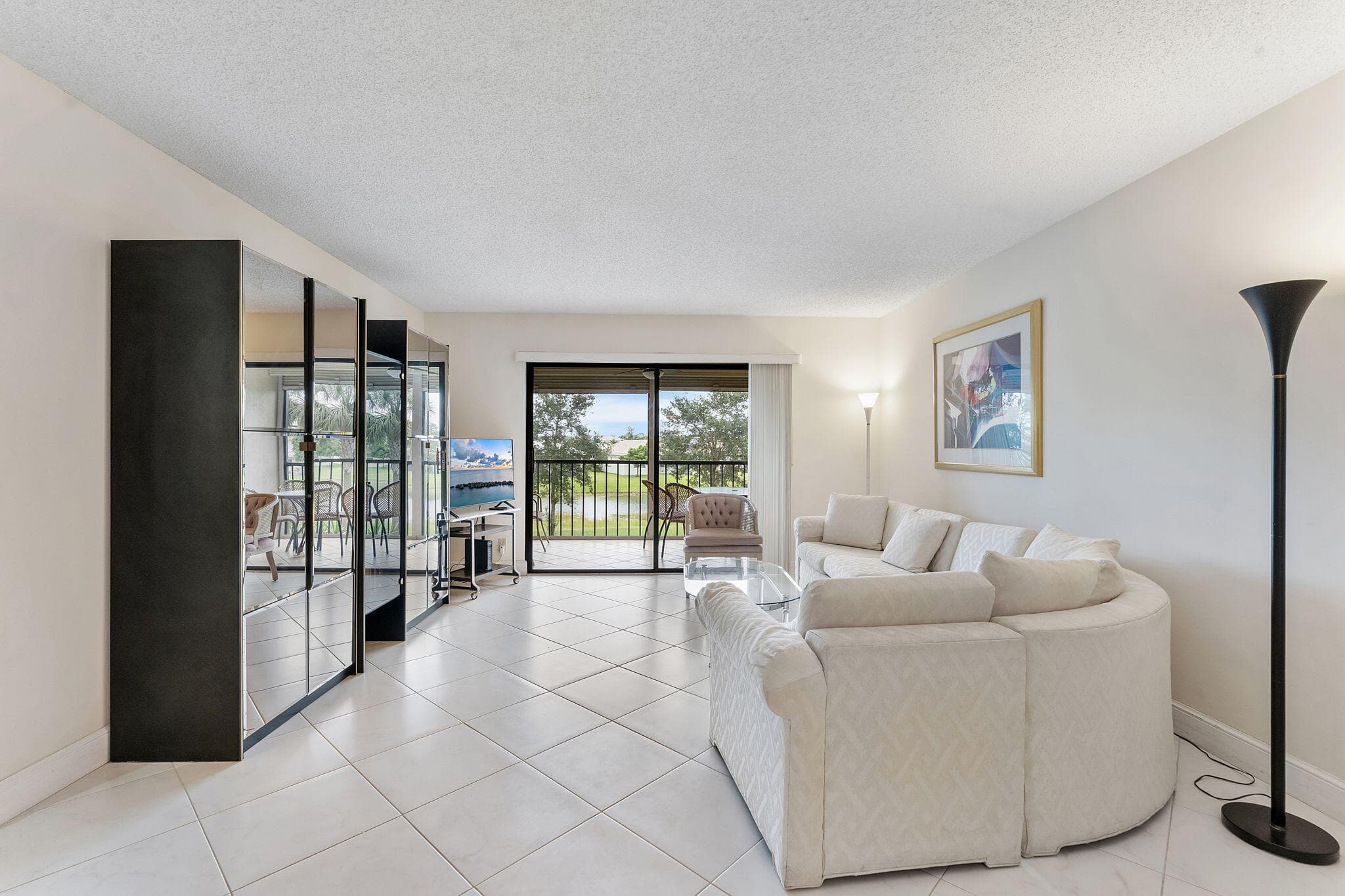 7260 Kinghurst Drive 205, Delray Beach, FL 33446 — photo 10 of 37