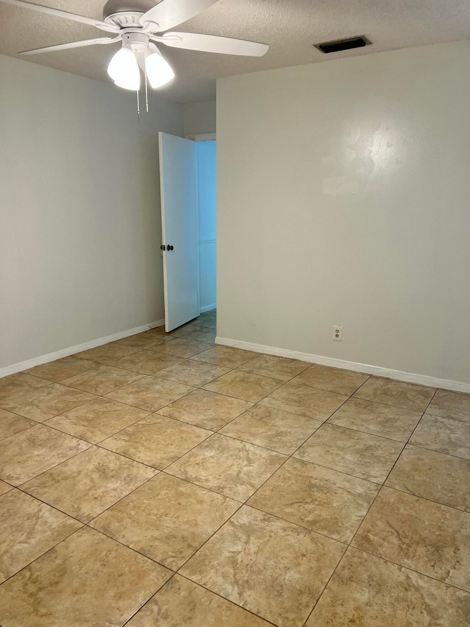 5672 Biscayne Drive S, Greenacres, FL 33463 — photo 3 of 21