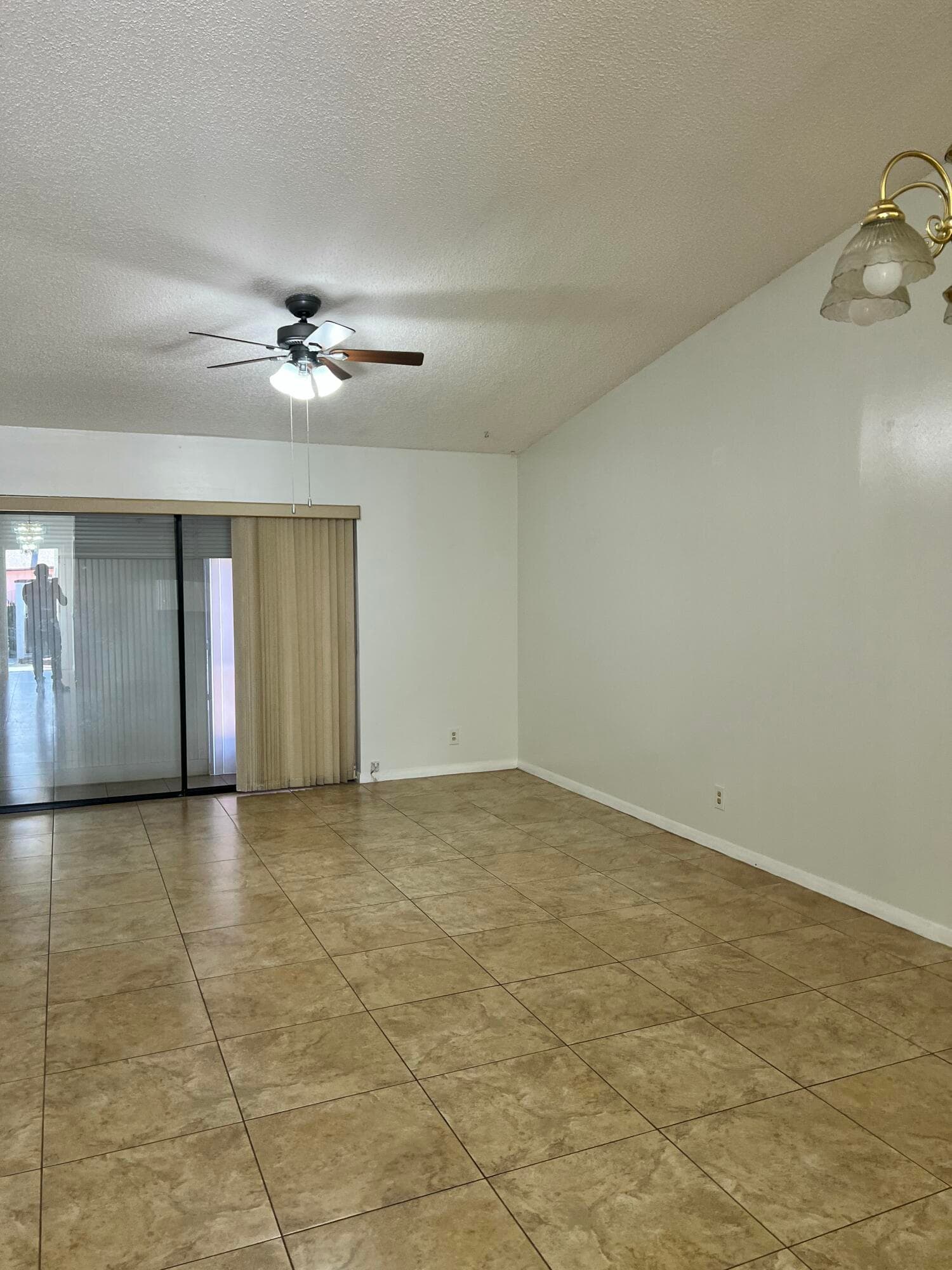 5672 Biscayne Drive S, Greenacres, FL 33463 — photo 15 of 21