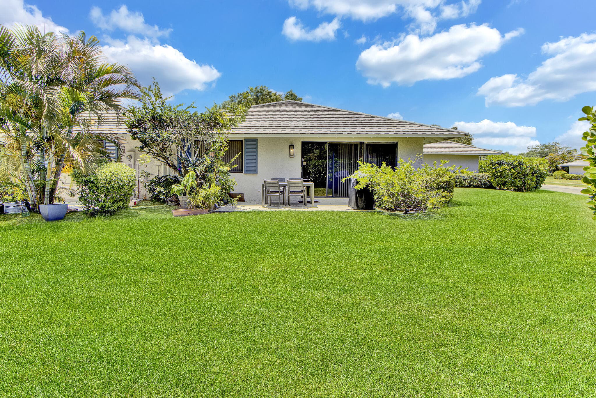 106 Club Drive, Palm Beach Gardens, FL 33418 — photo 16 of 19