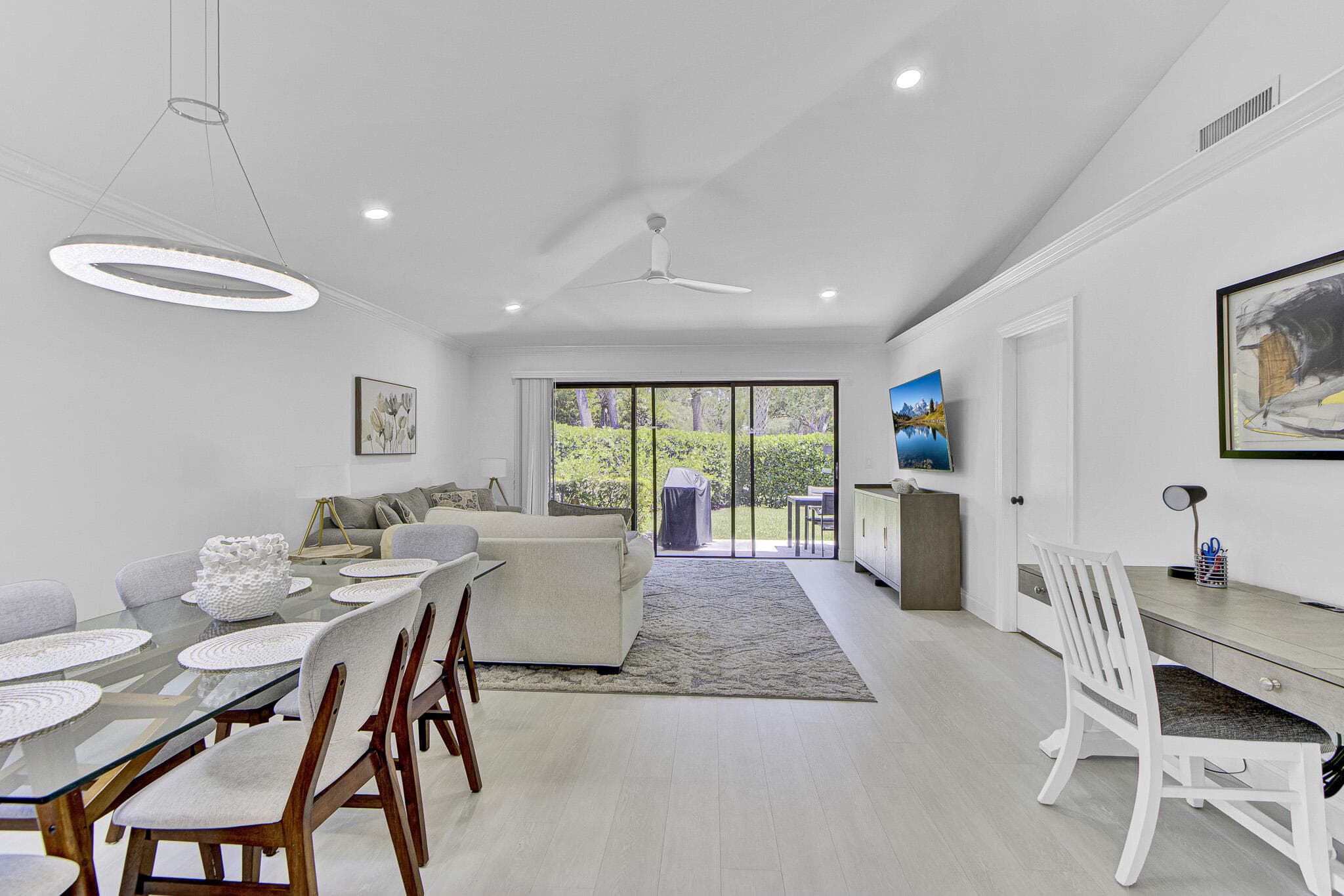 106 Club Drive, Palm Beach Gardens, FL 33418 — photo