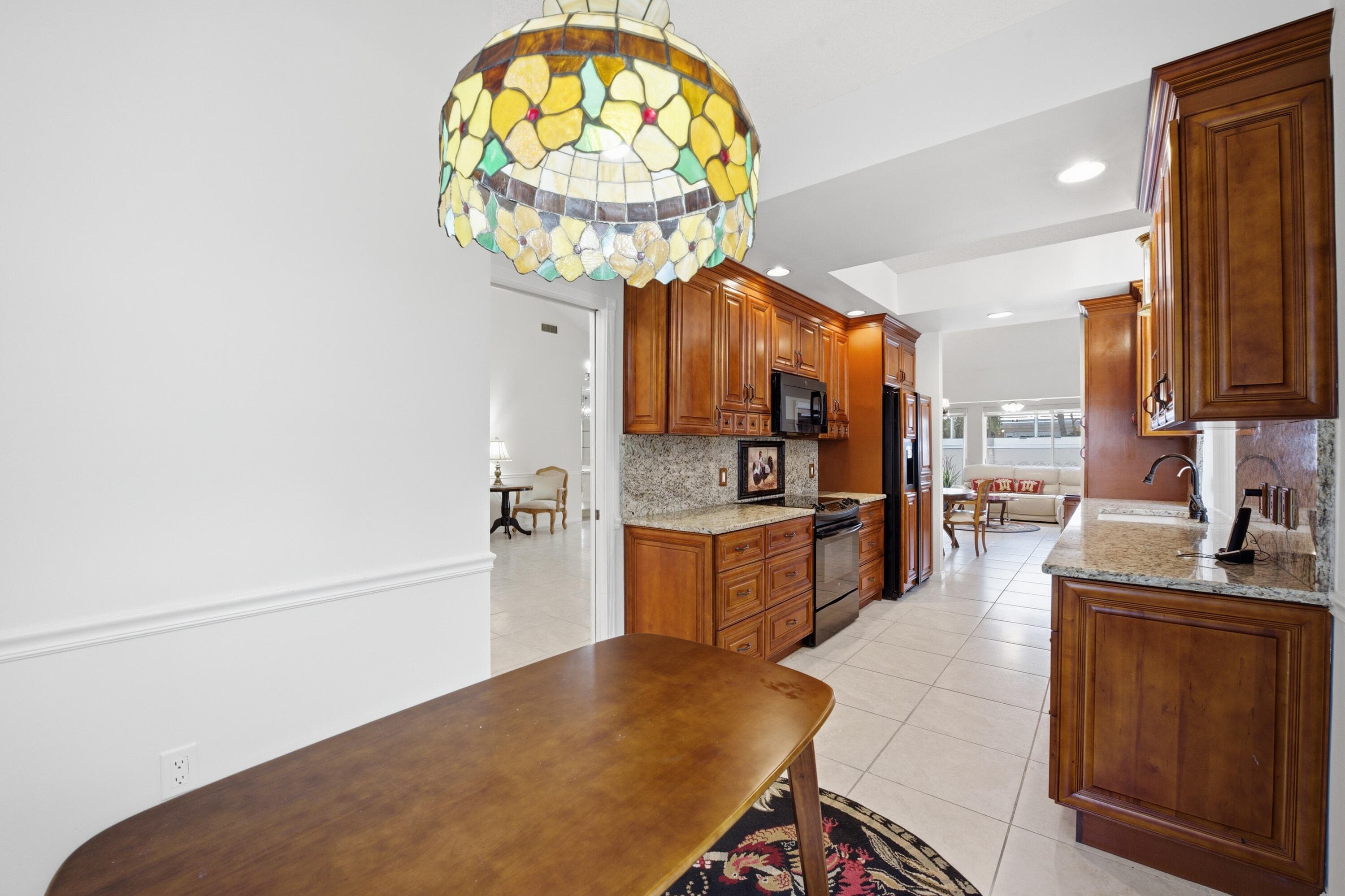 2319 Saratoga Bay Drive, West Palm Beach, FL 33409 — photo 11 of 32