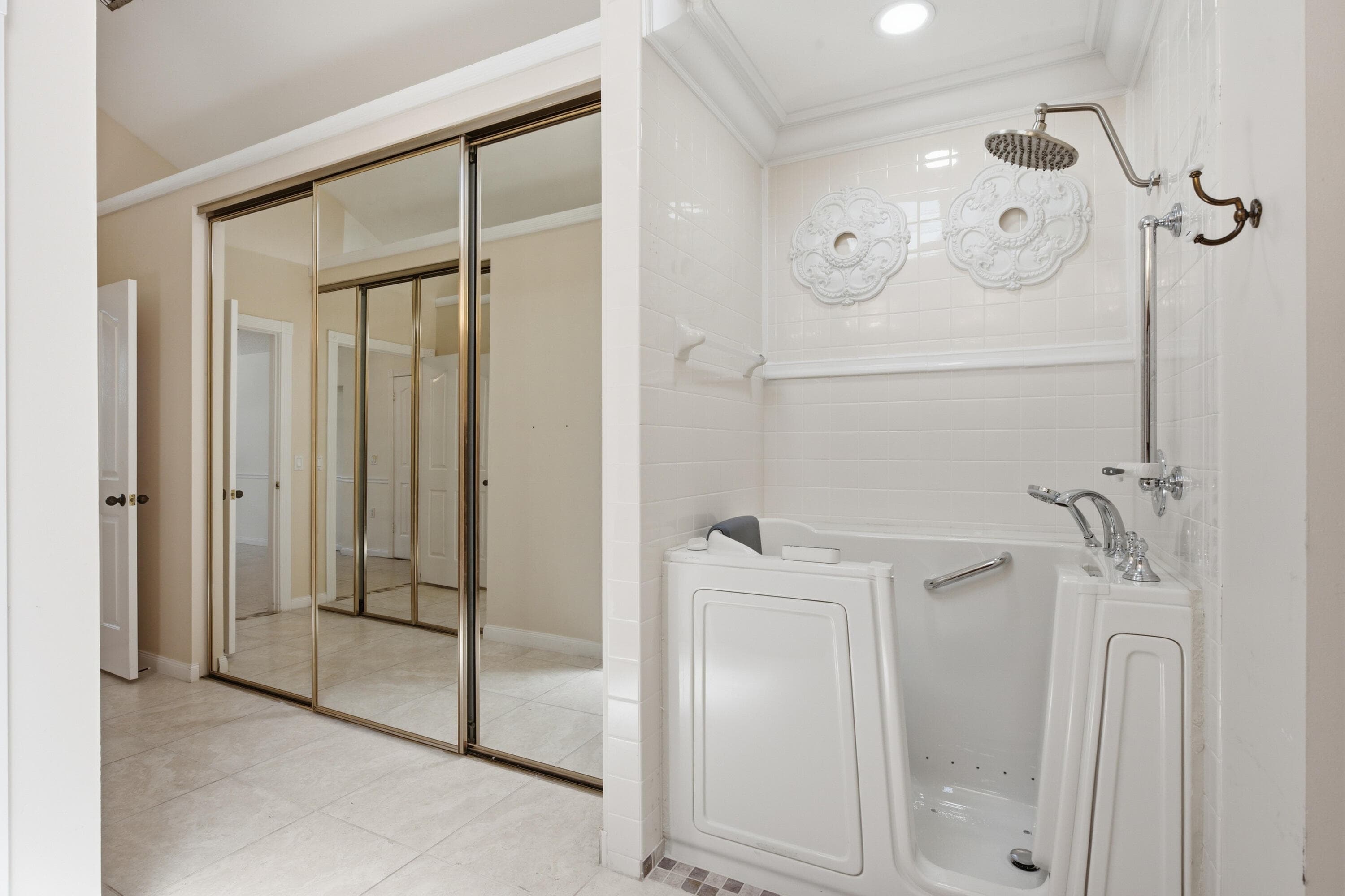 2319 Saratoga Bay Drive, West Palm Beach, FL 33409 — photo 24 of 32