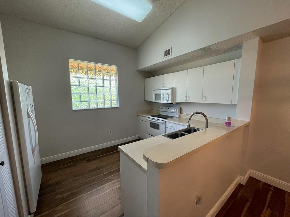 6992 SW 39th Street I203, Davie, FL 33314 — photo 2 of 11