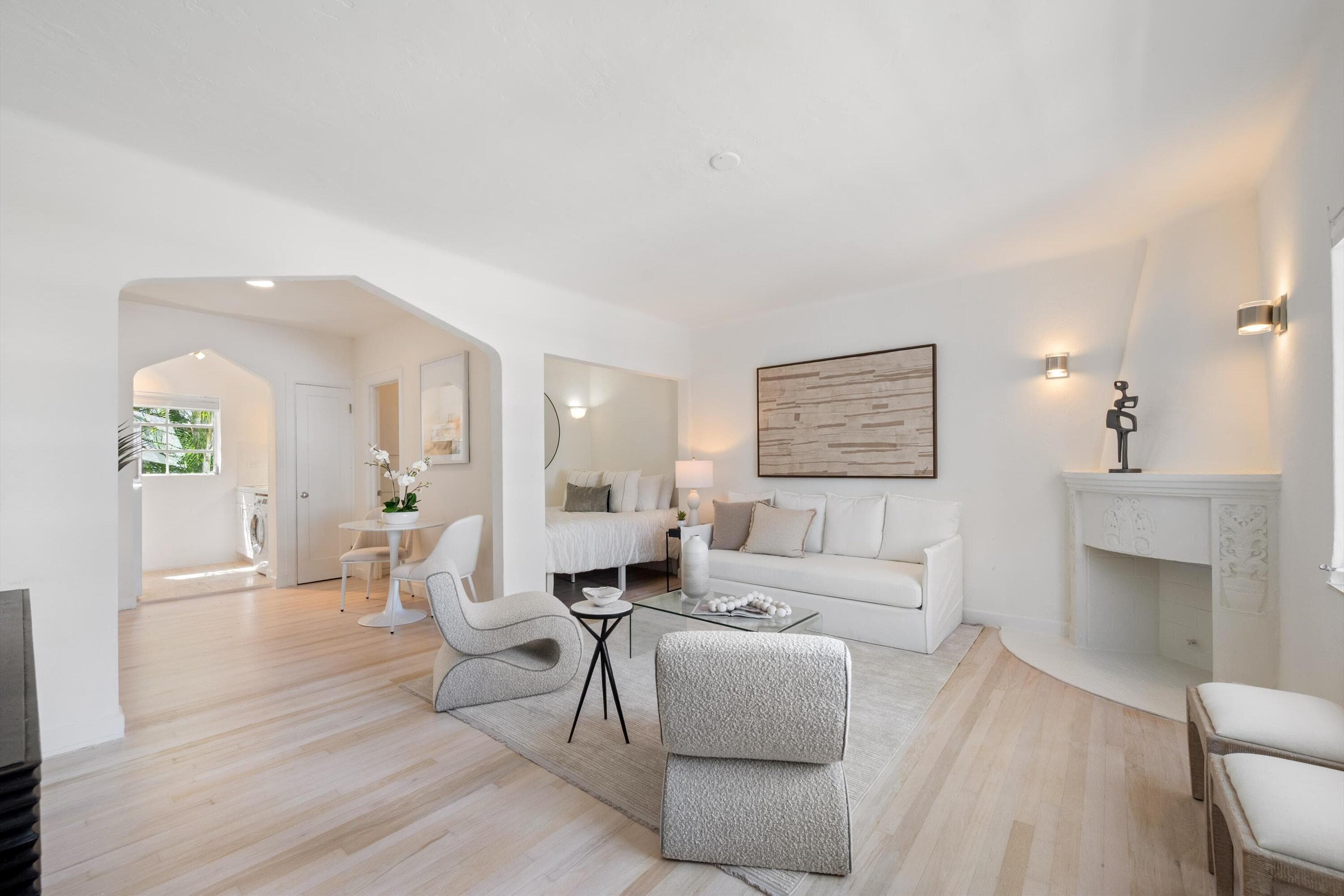 750 Española Way 8, Miami Beach, FL 33139 — photo 2 of 16