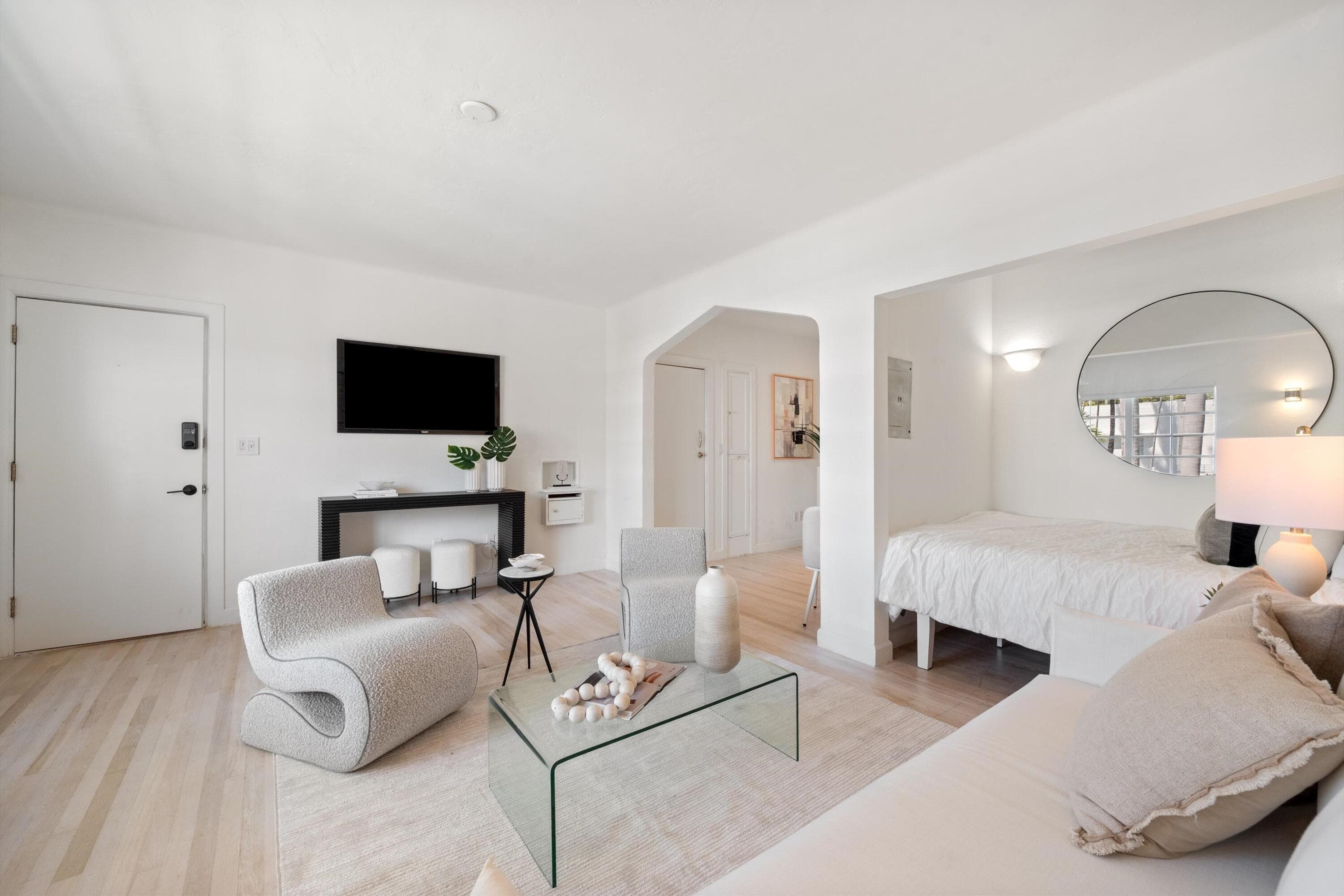 750 Española Way 8, Miami Beach, FL 33139 — photo 3 of 16