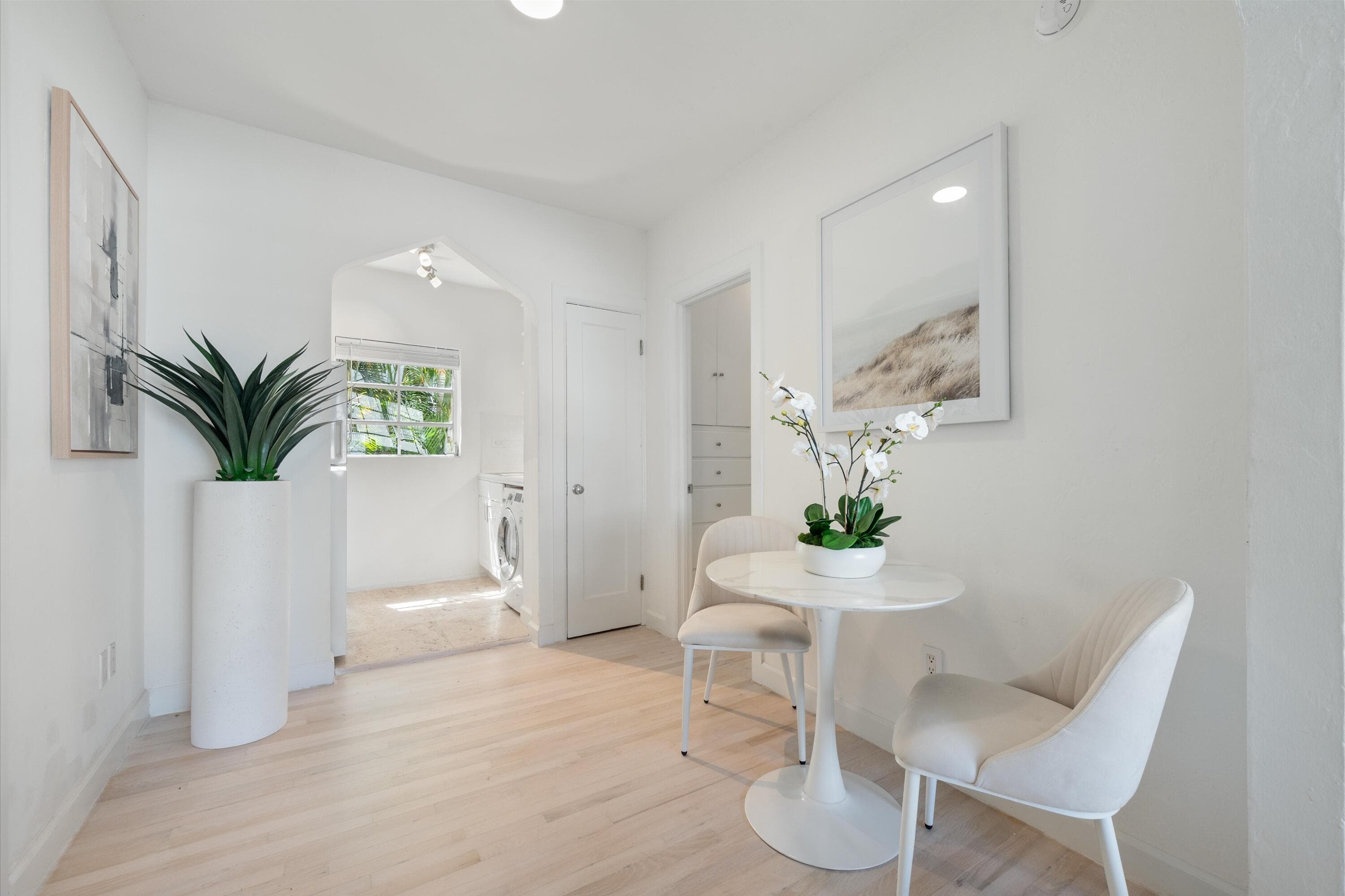 750 Española Way 8, Miami Beach, FL 33139 — photo 12 of 16