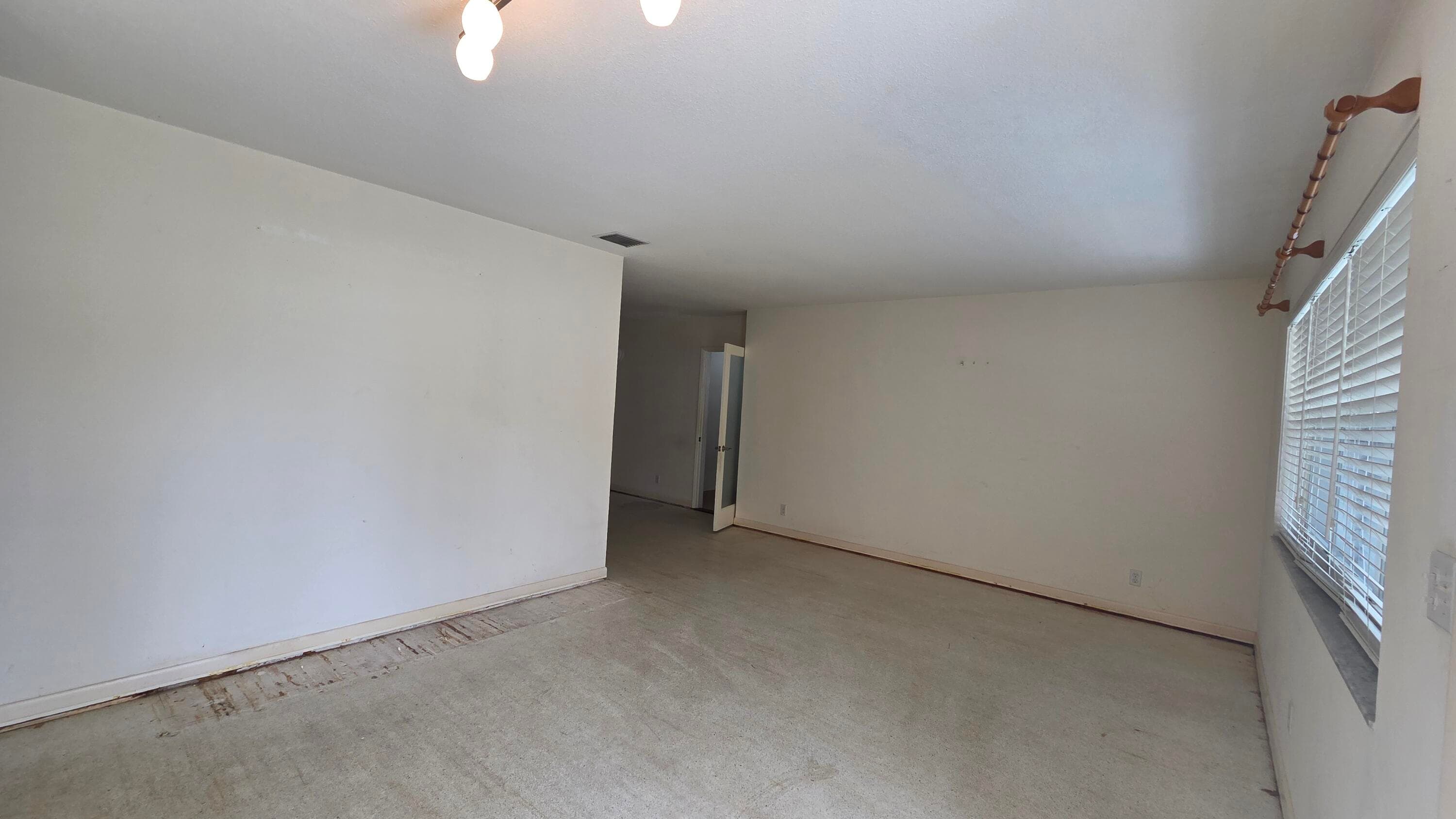 2000 N 31st Avenue, Hollywood, FL 33021 — photo 4 of 14